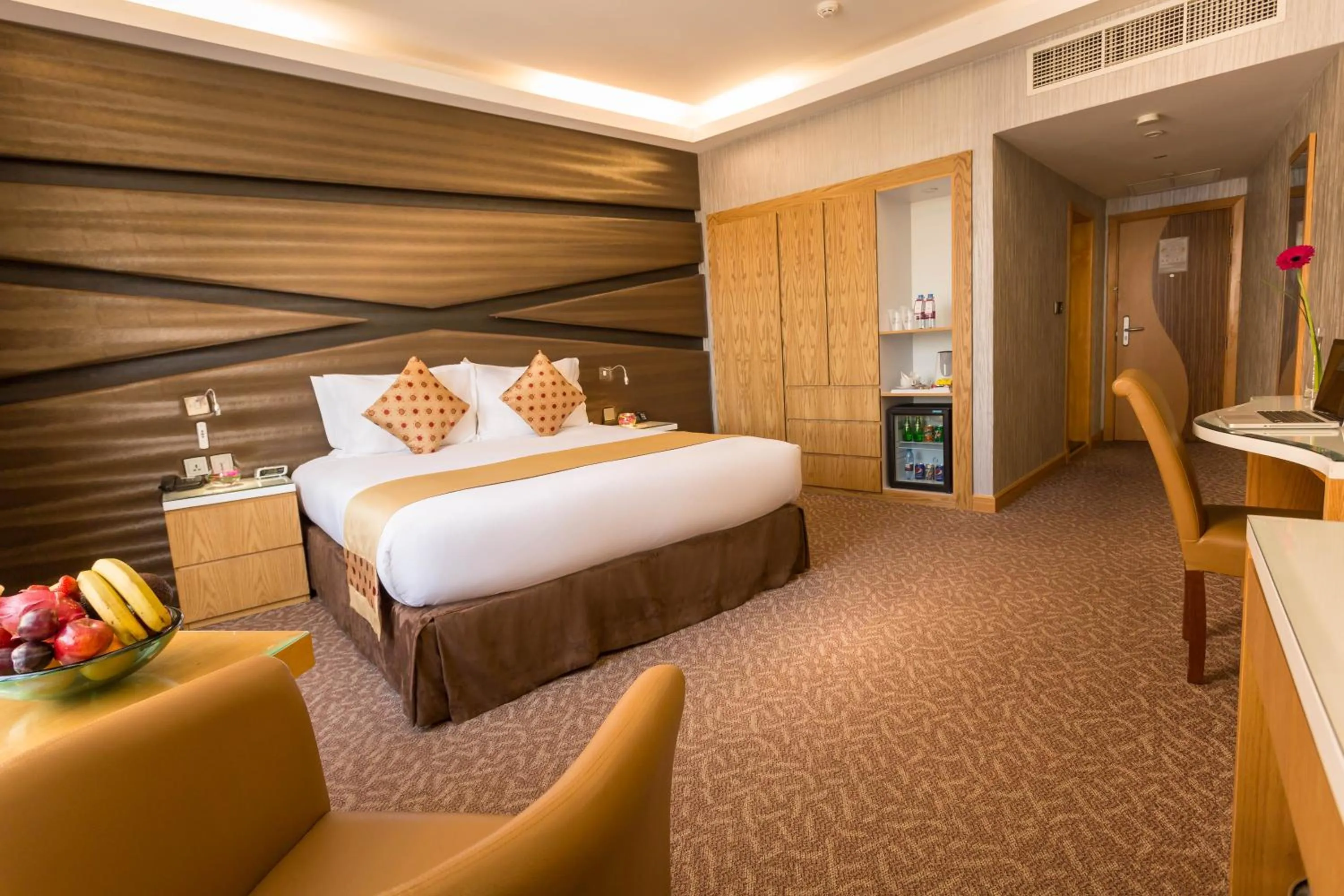 Bedroom, Bed in Al Safir Hotel