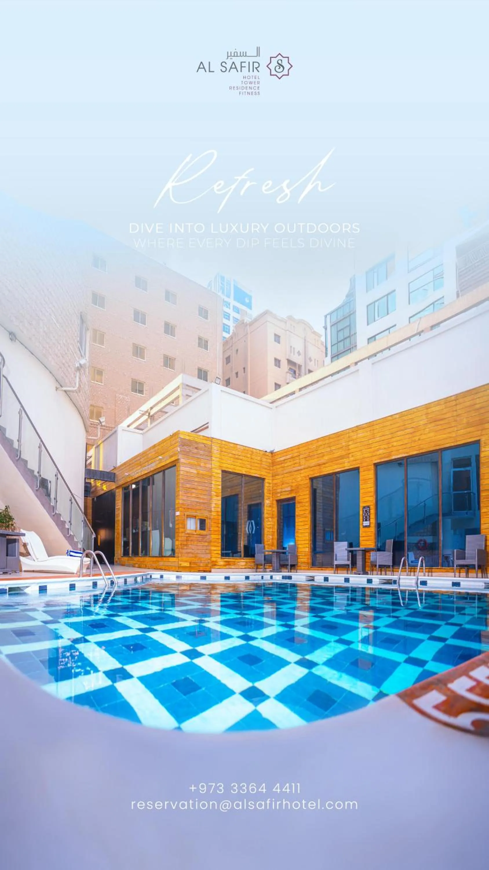 Swimming pool in Al Safir Hotel