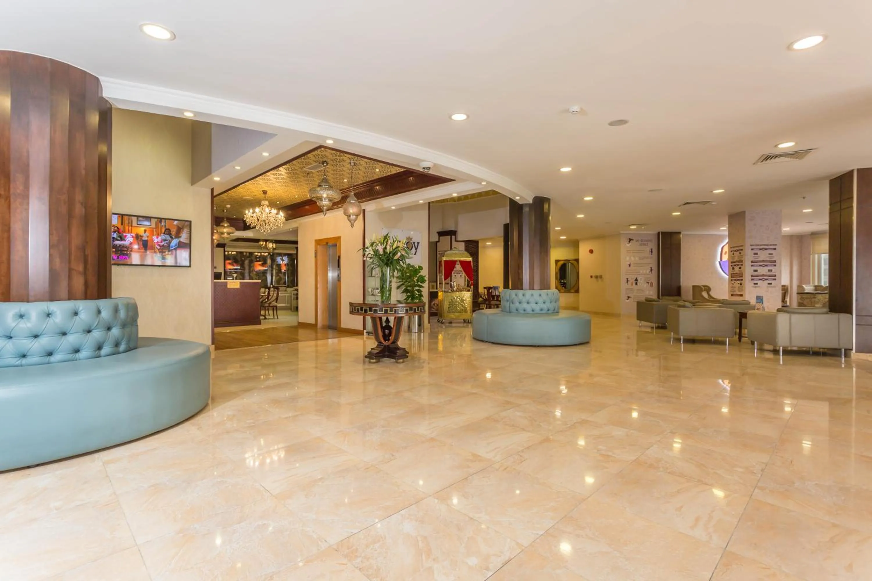 Lobby or reception in Al Safir Hotel