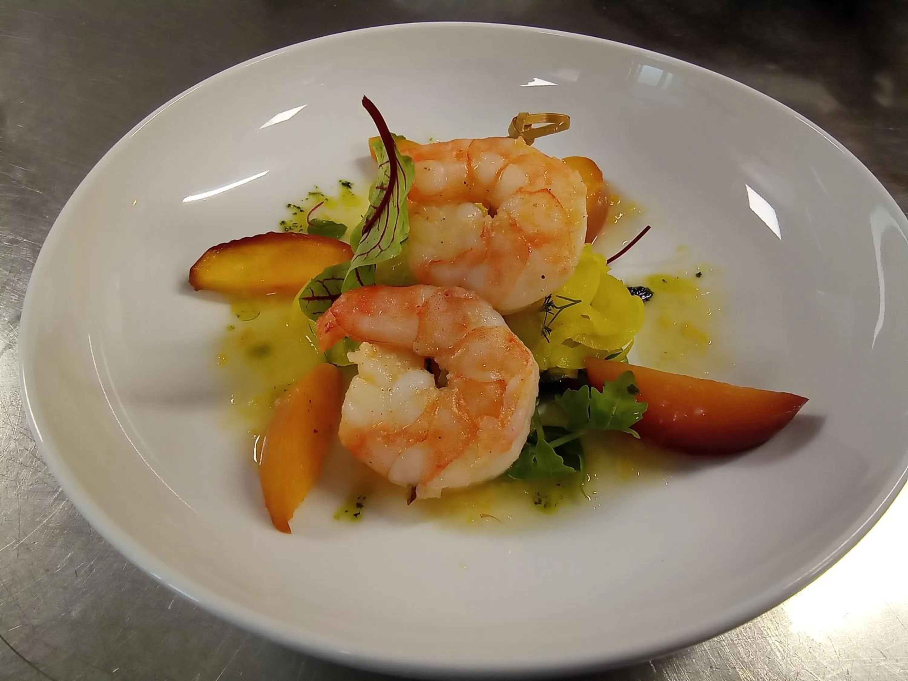 Restaurant/places to eat in Hotel Anna