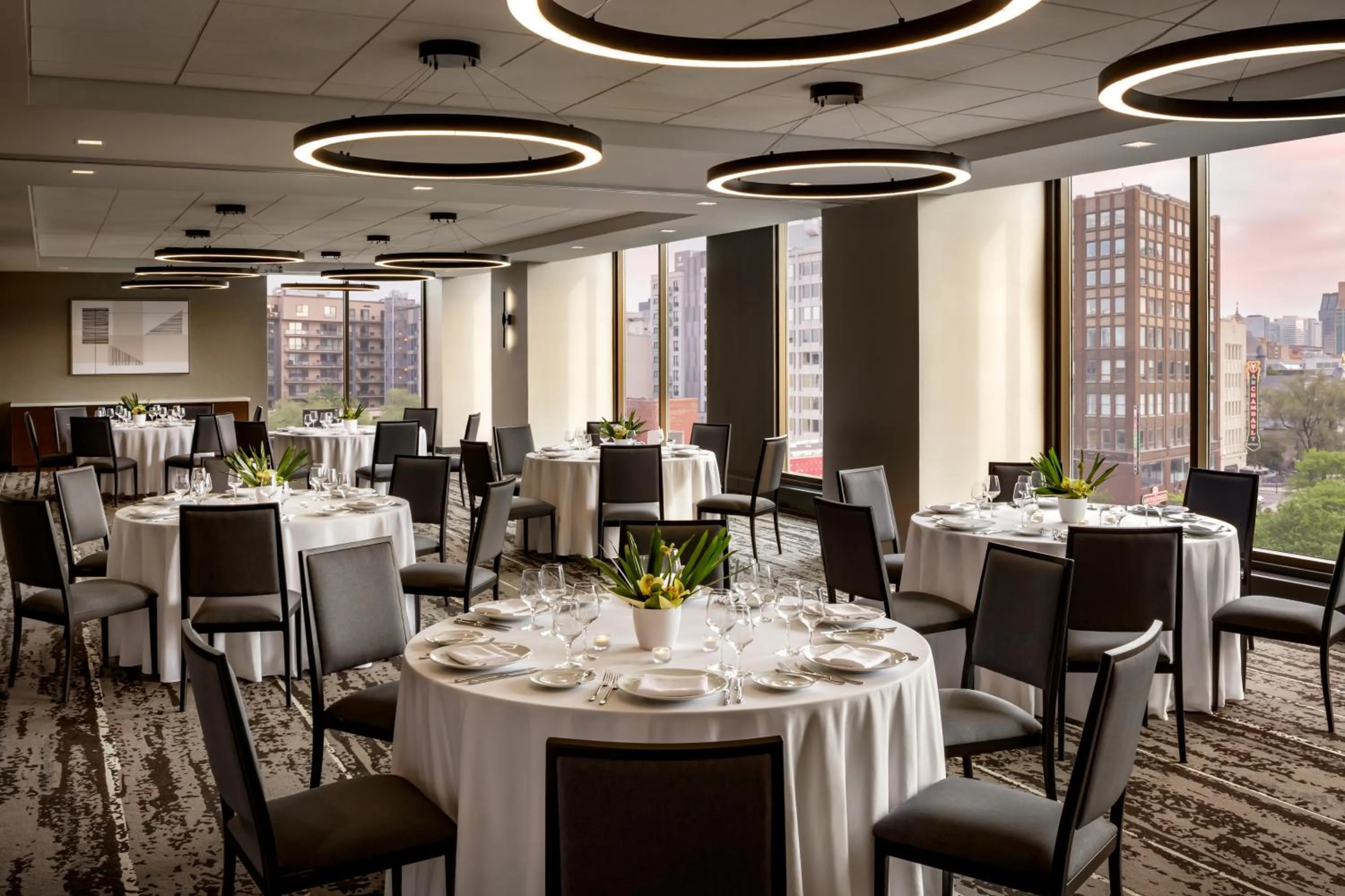 Banquet/Function facilities in Hyatt Place Montreal - Downtown