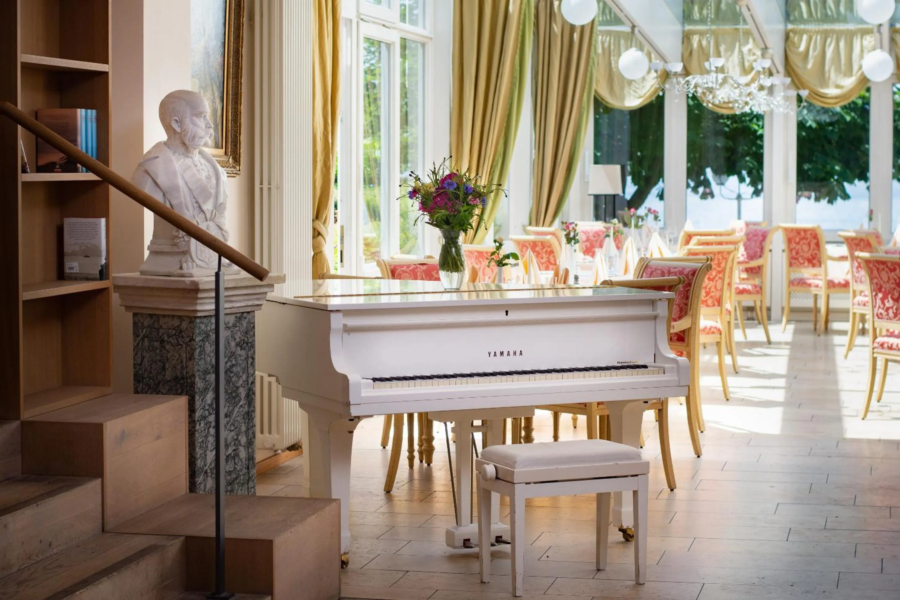 Dining area in Seehotel Leoni