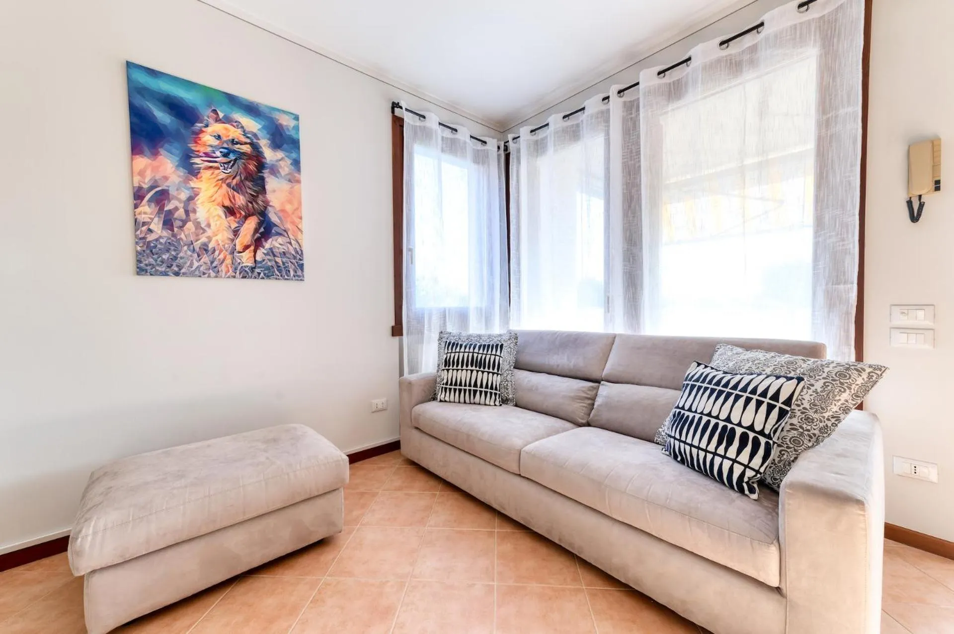 Living room in Wolf House - Sirmione Holiday