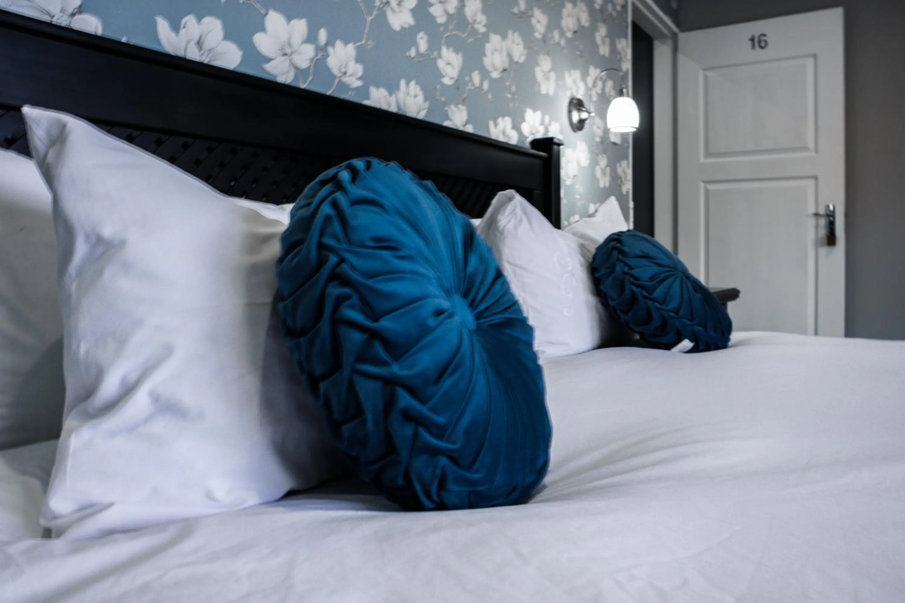 Bed in Pinehaven Bed and Breakfast