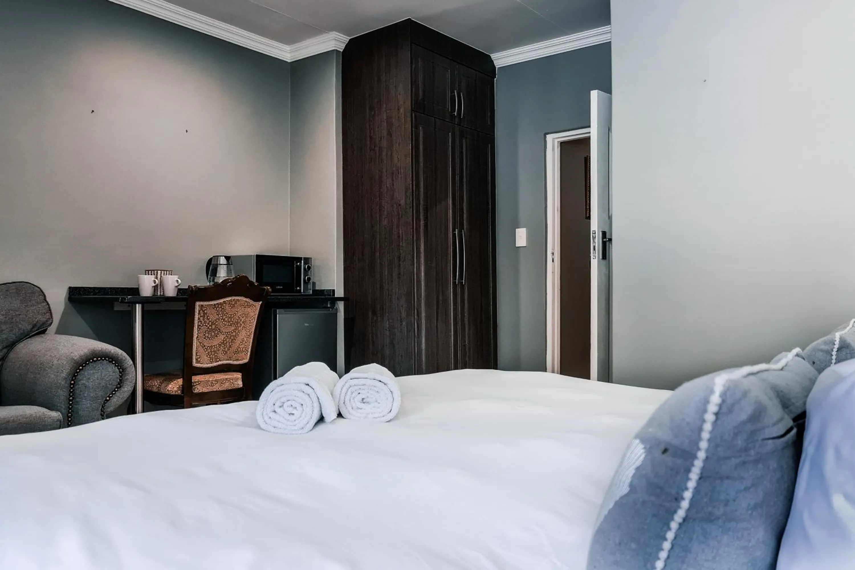 Bed in Pinehaven Bed and Breakfast