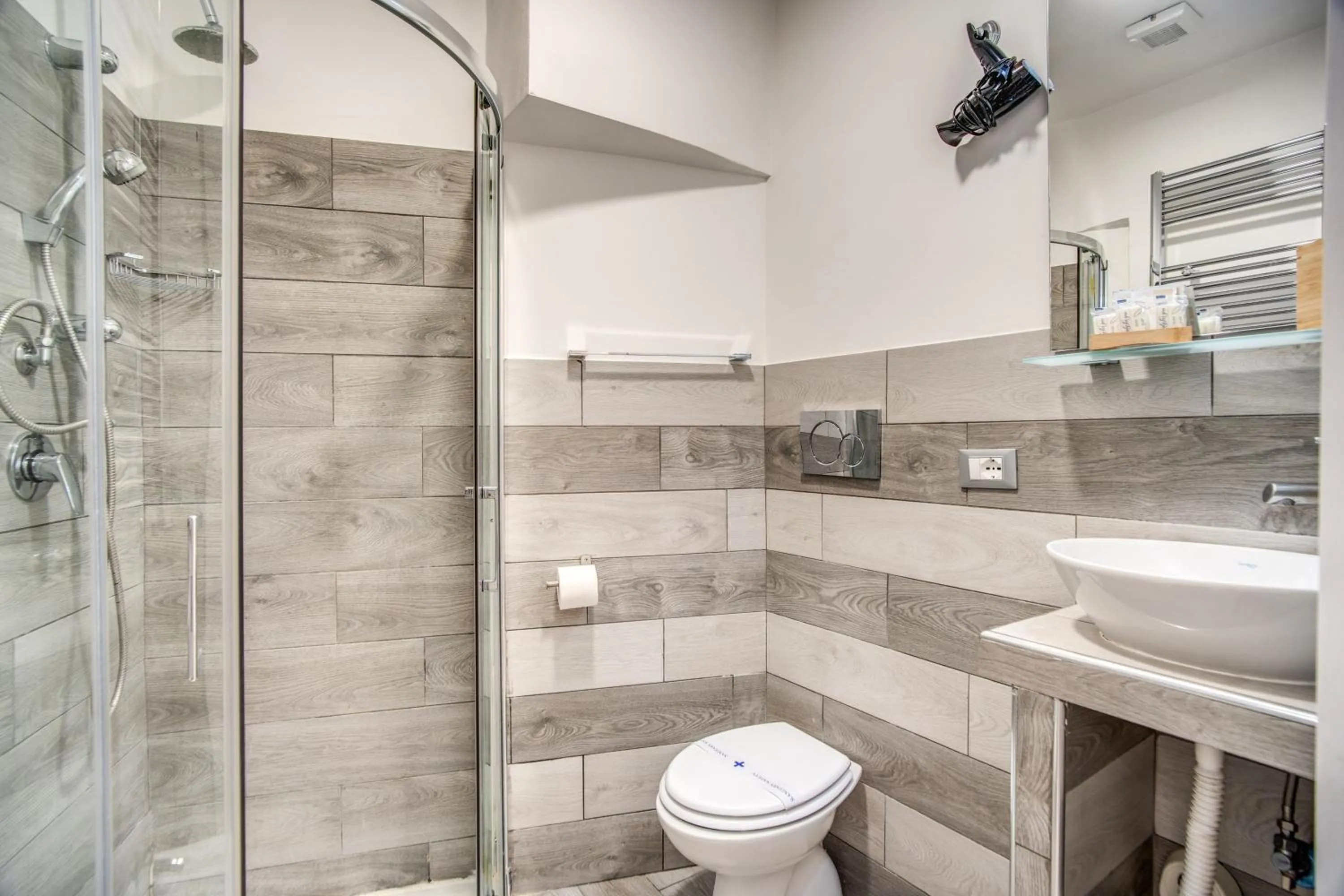 ROYAL VATICAN SUITES