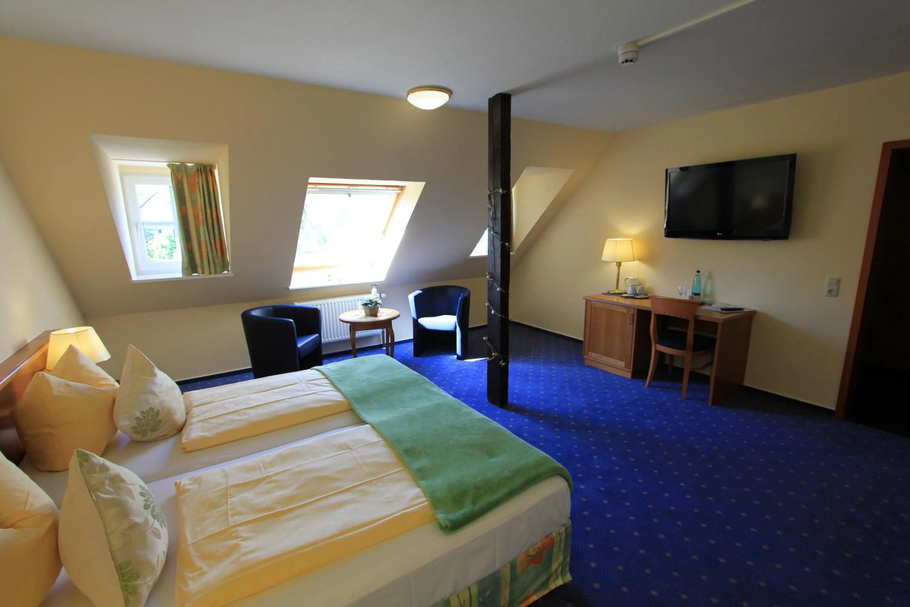 Bed in Residenzia Hotel Grenadier