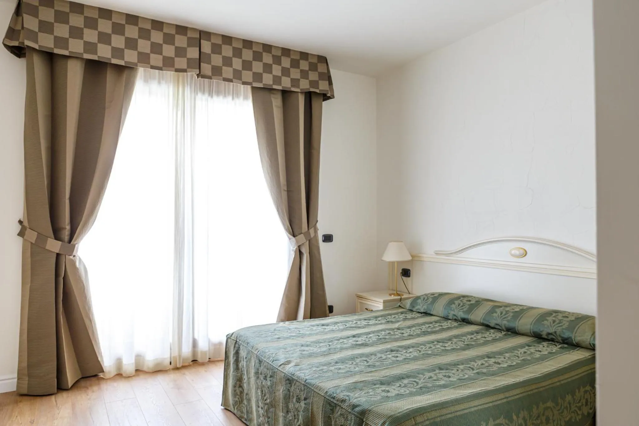 Photo of the whole room, Bed in Hotel Villa Sofia