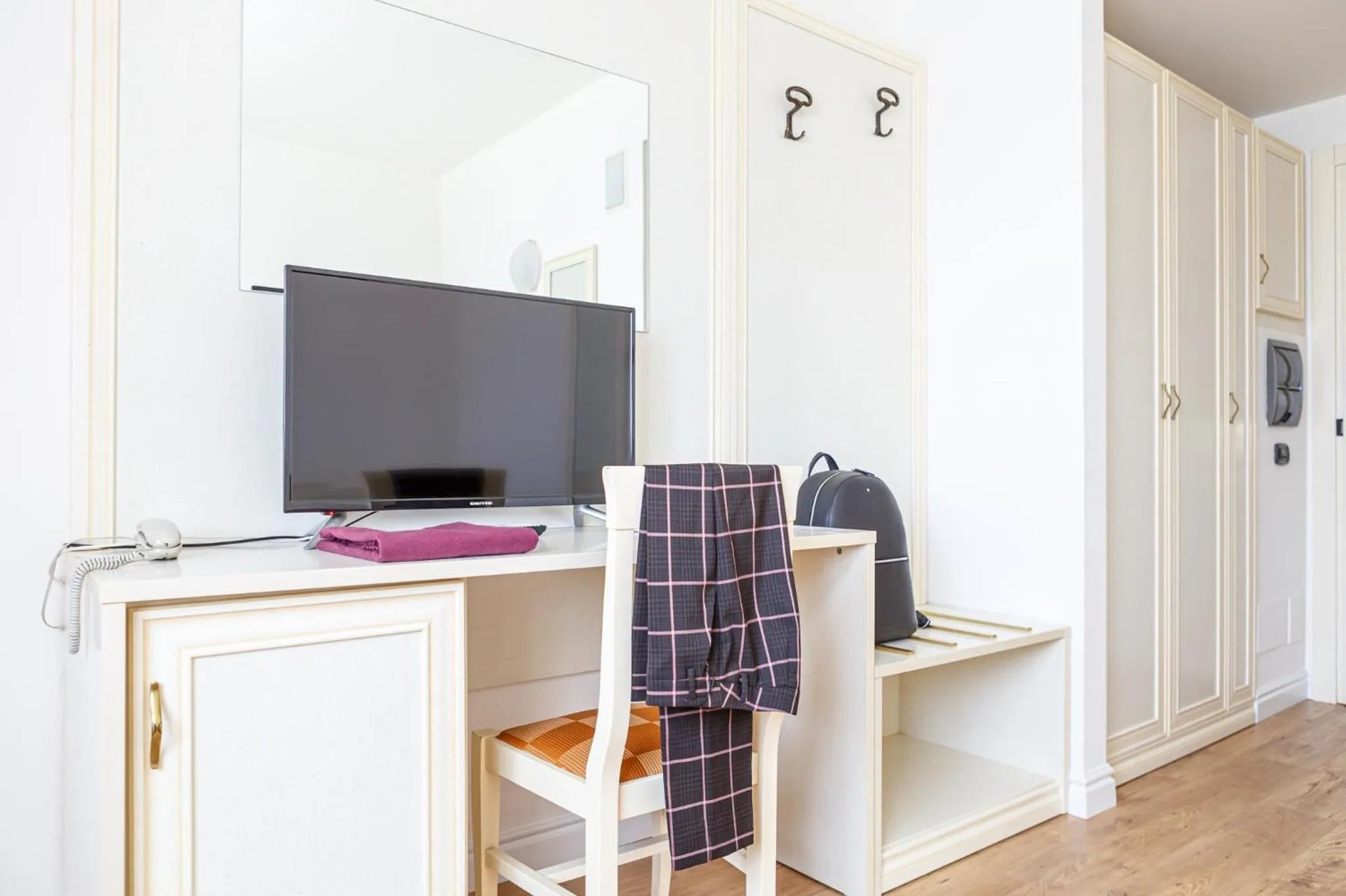 hair dresser in Hotel Villa Sofia