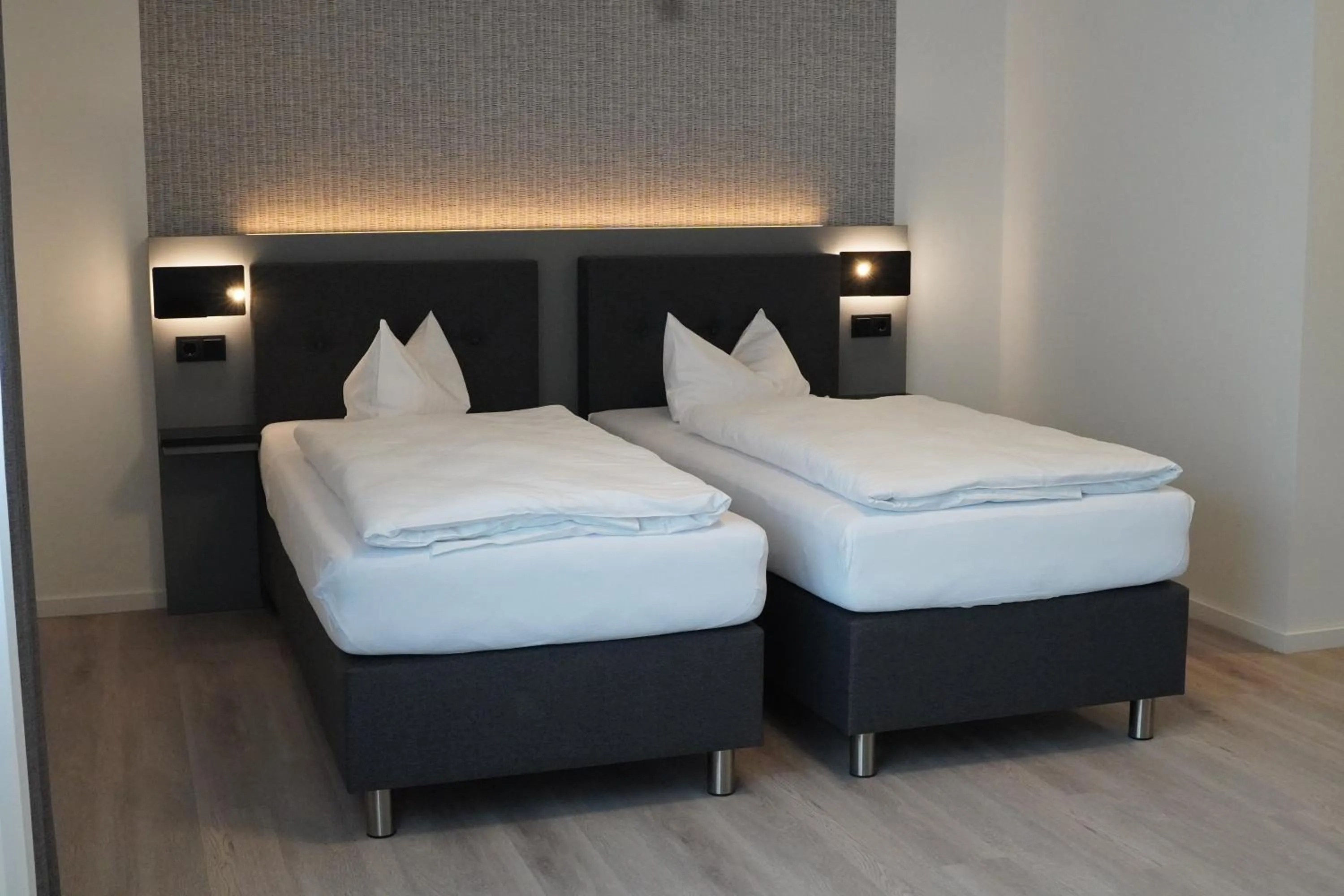 Photo of the whole room, Bed in CAP1 Boardinghouse