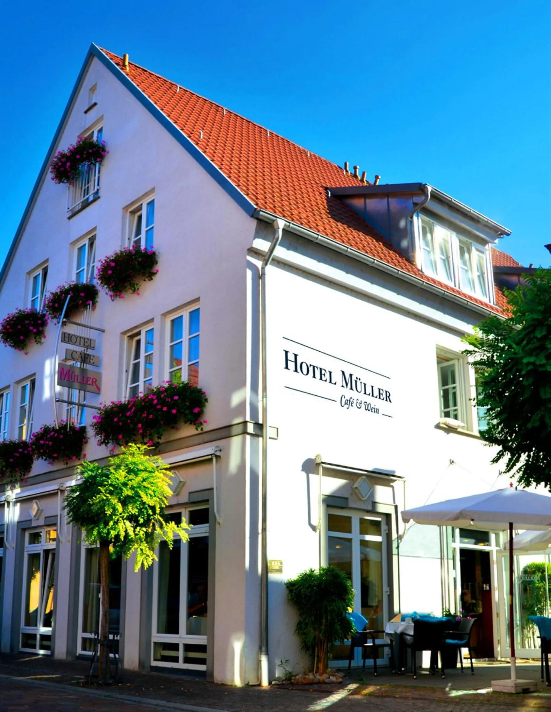 Hotel Müller Café & Wein - Mondholzhotel