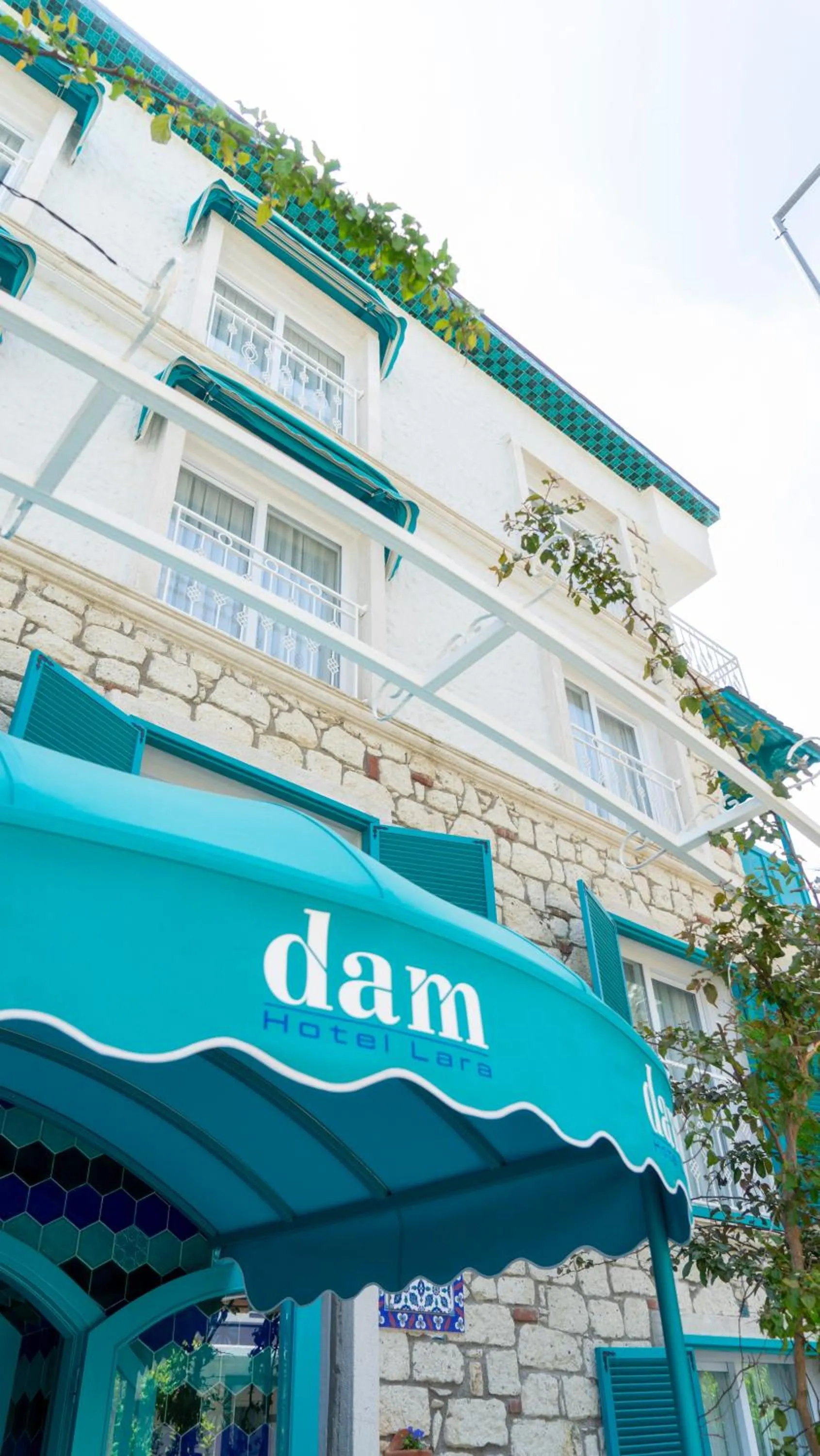 Facade/entrance in DAM HOTEL LARA