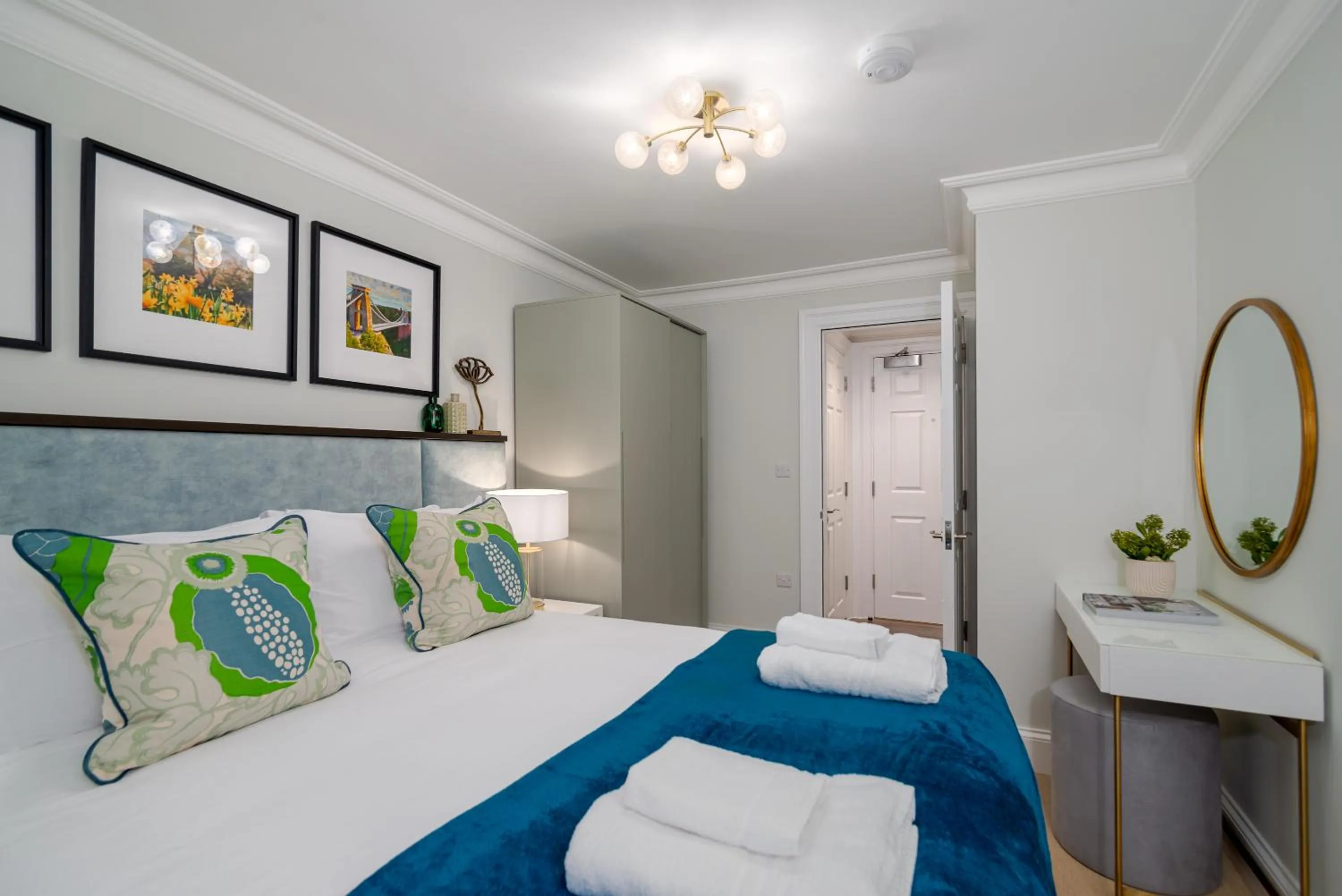 Bed in Redmayne House - Urban Apartments