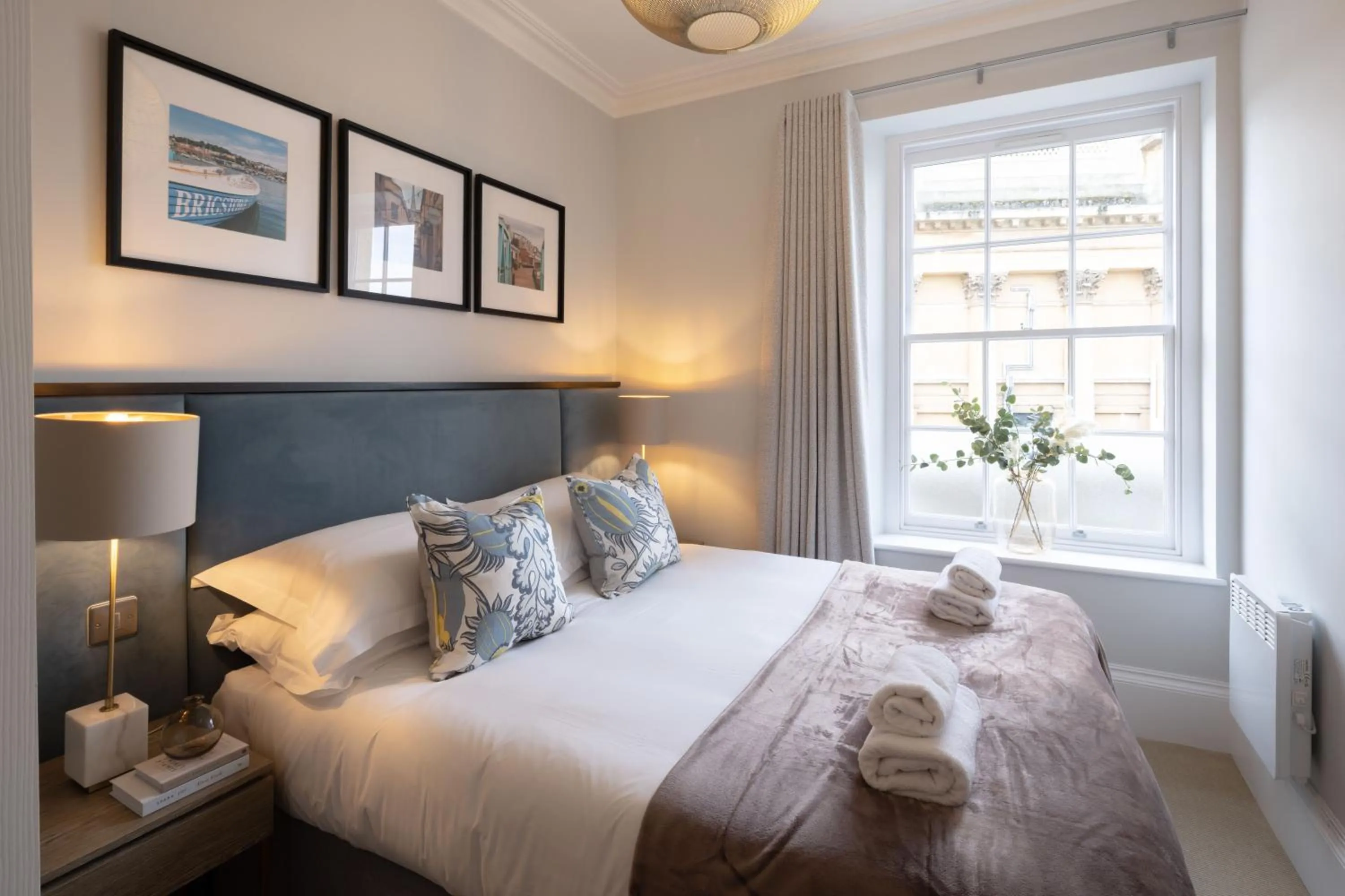 Bed in Redmayne House - Urban Apartments