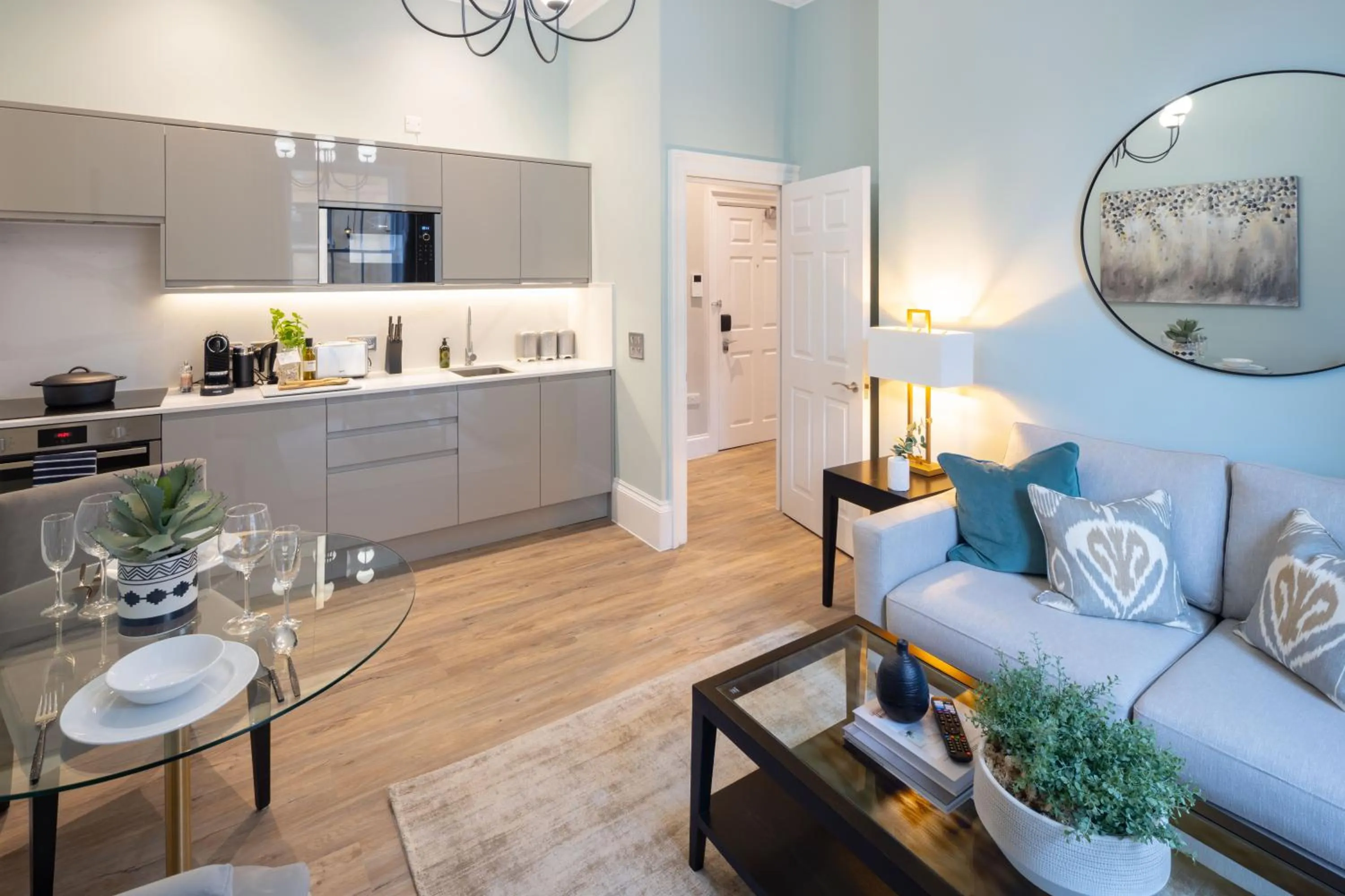 Kitchen or kitchenette in Redmayne House - Urban Apartments
