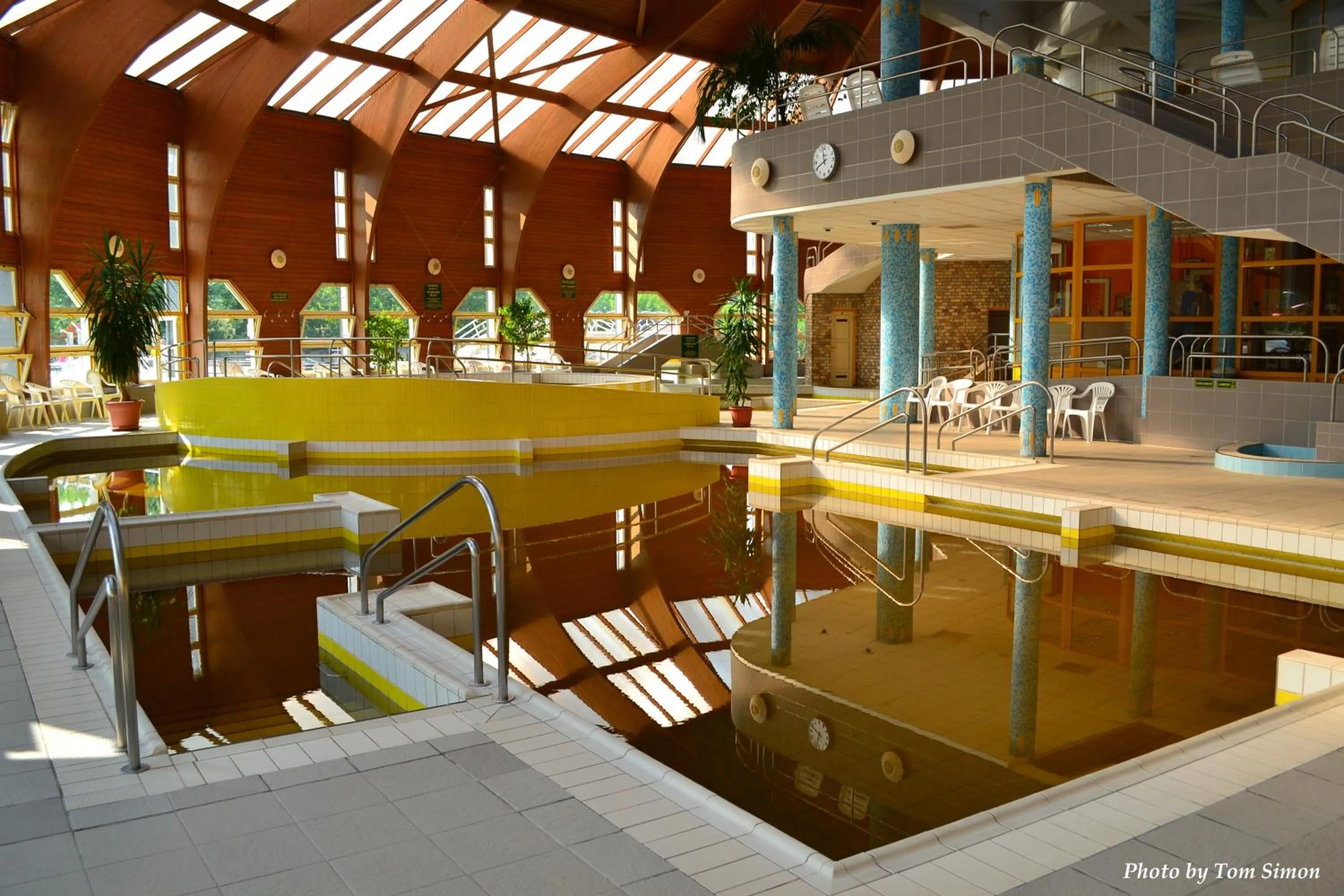 Swimming pool in Tisia Hotel & Spa