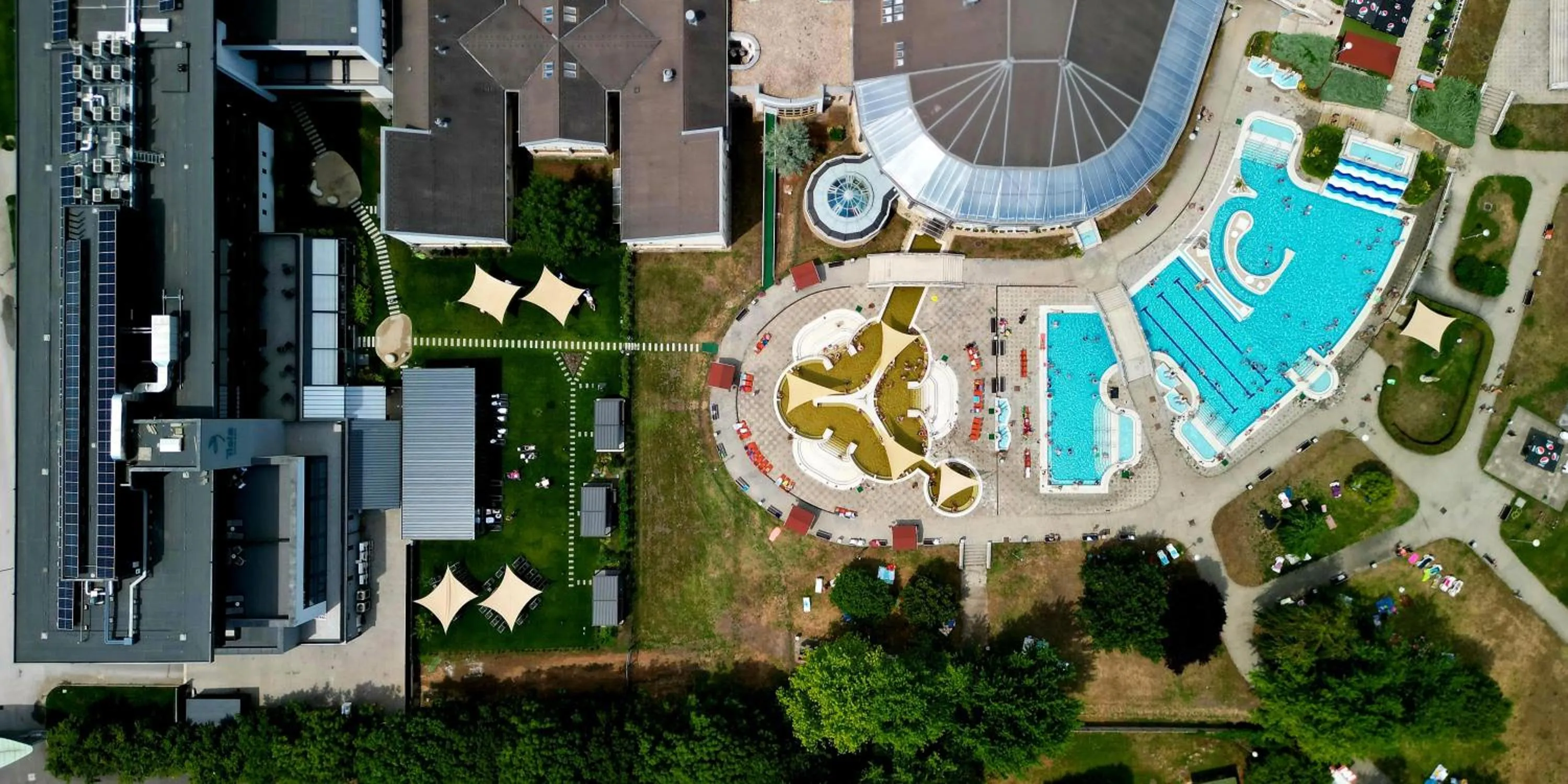 Pool view in Tisia Hotel & Spa