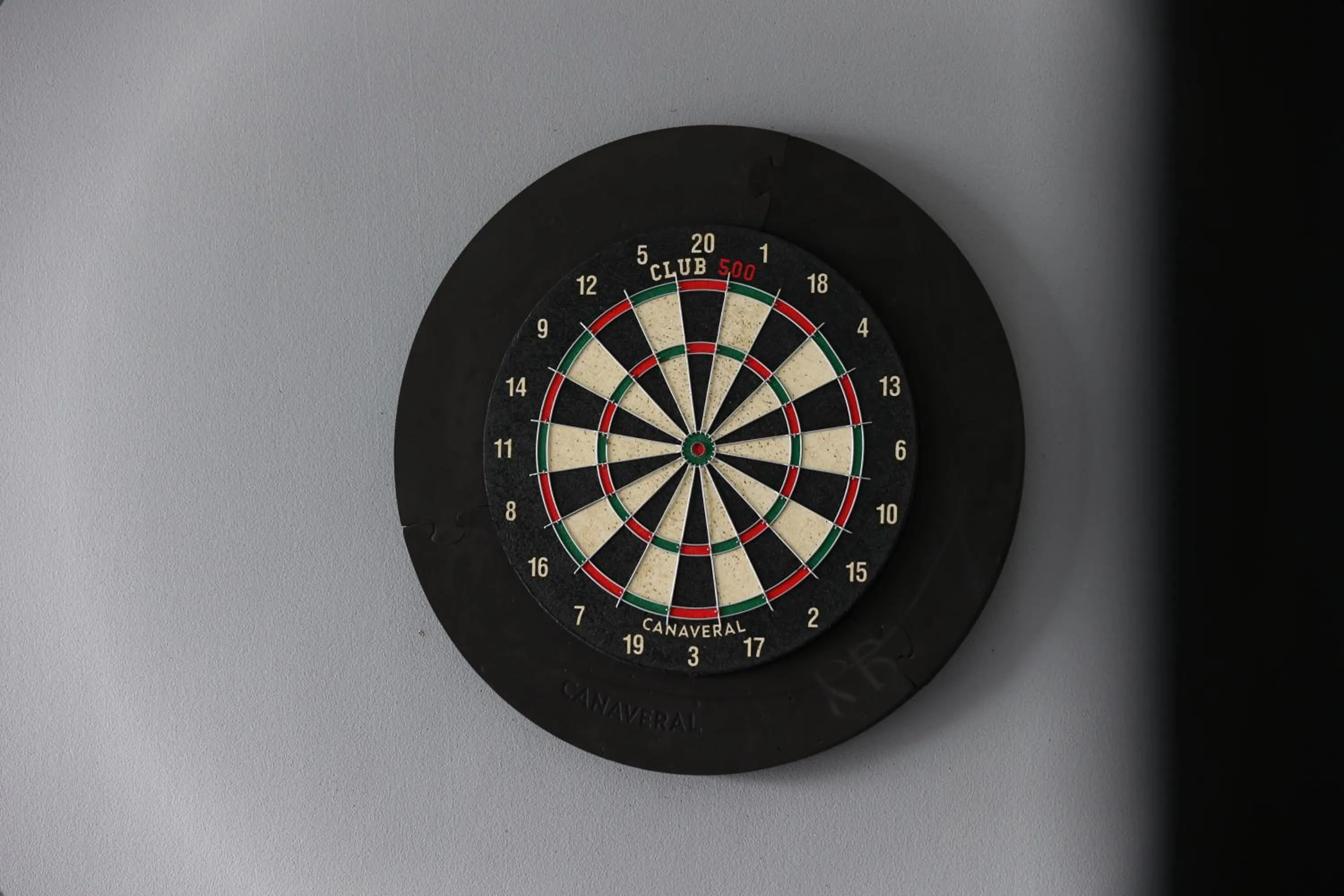 Darts in Tisia Hotel & Spa