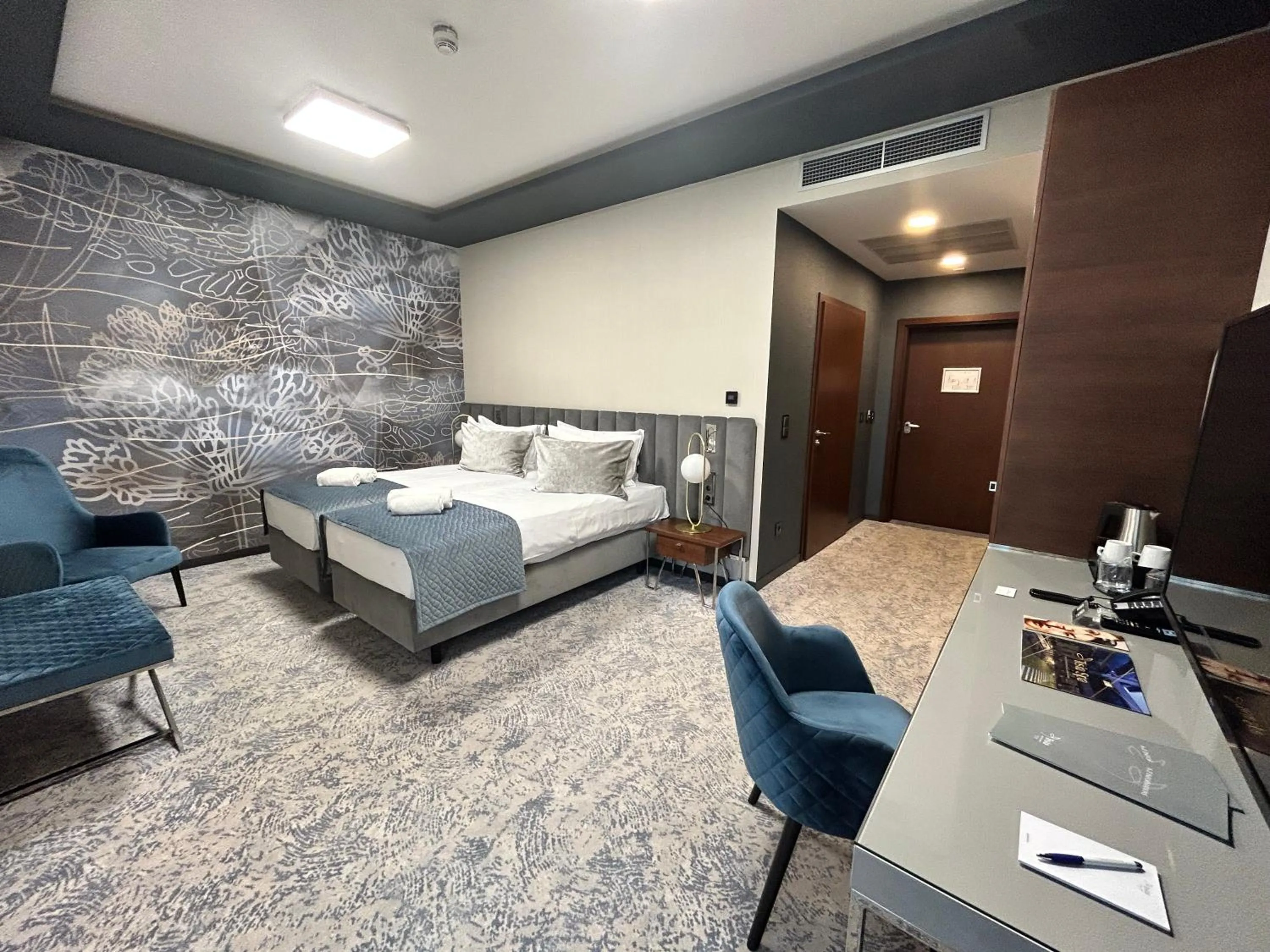 Bedroom, Bed in Tisia Hotel & Spa