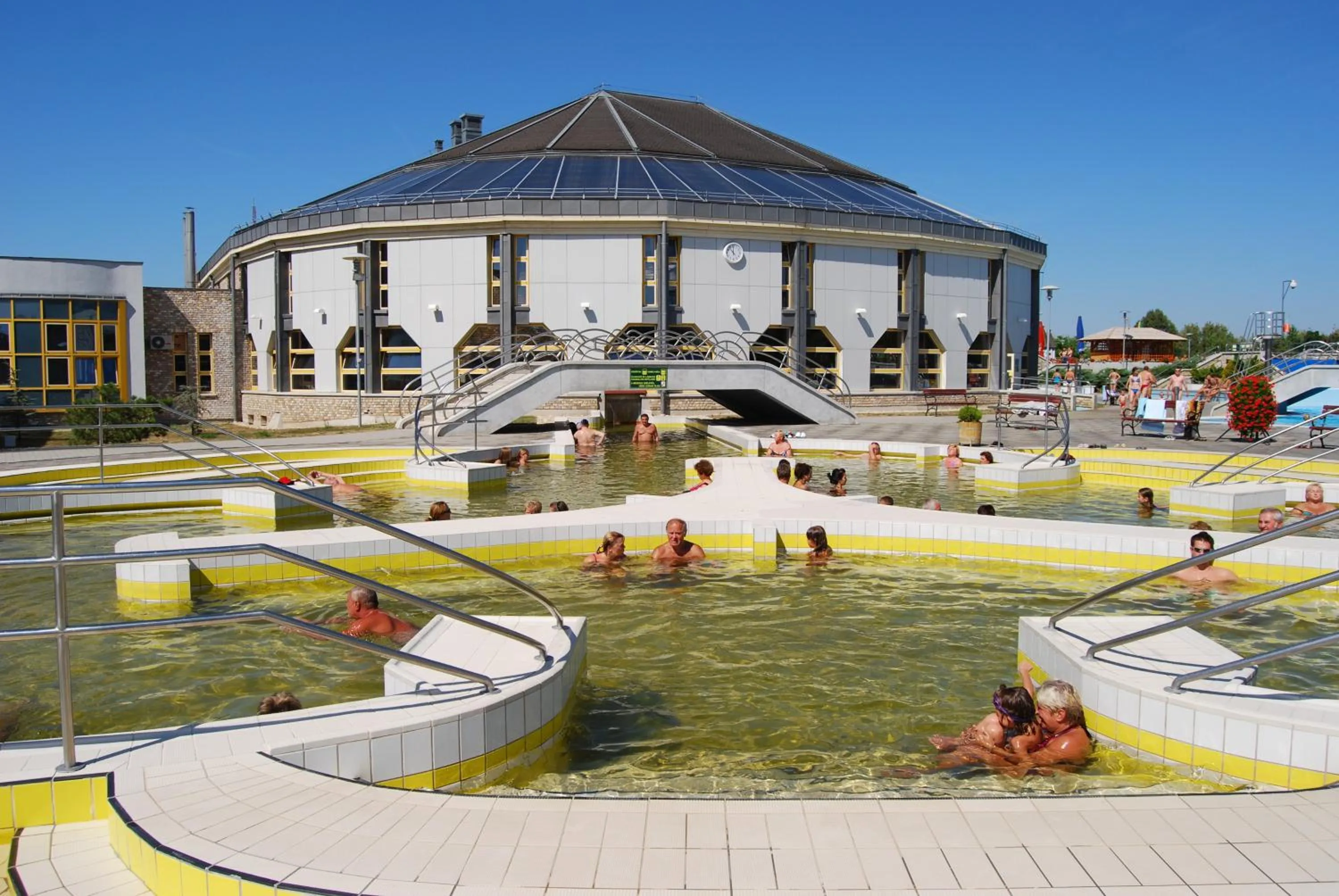Swimming pool in Tisia Hotel & Spa