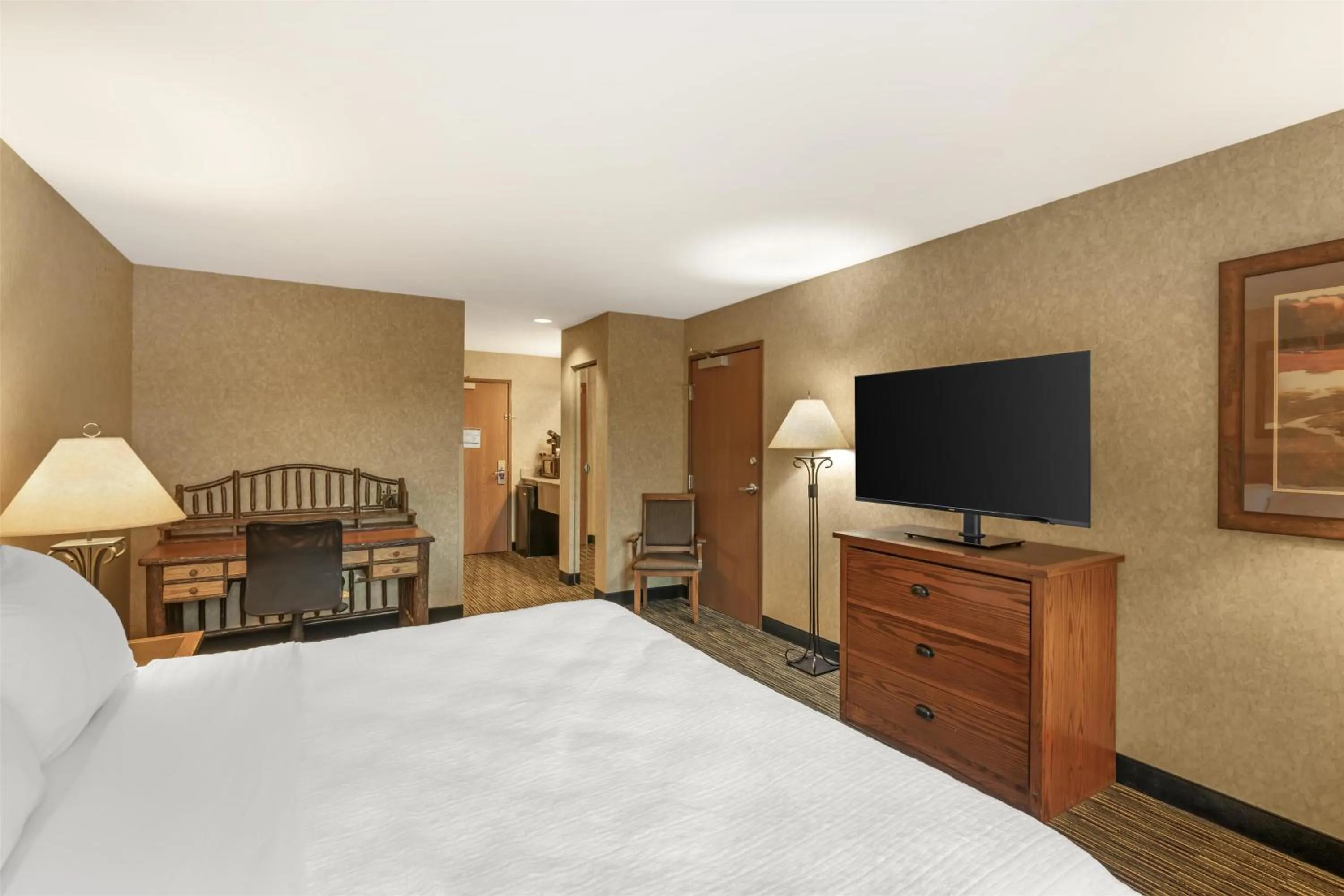 Bedroom, Bed in Best Western Plus Kelly Inn and Suites