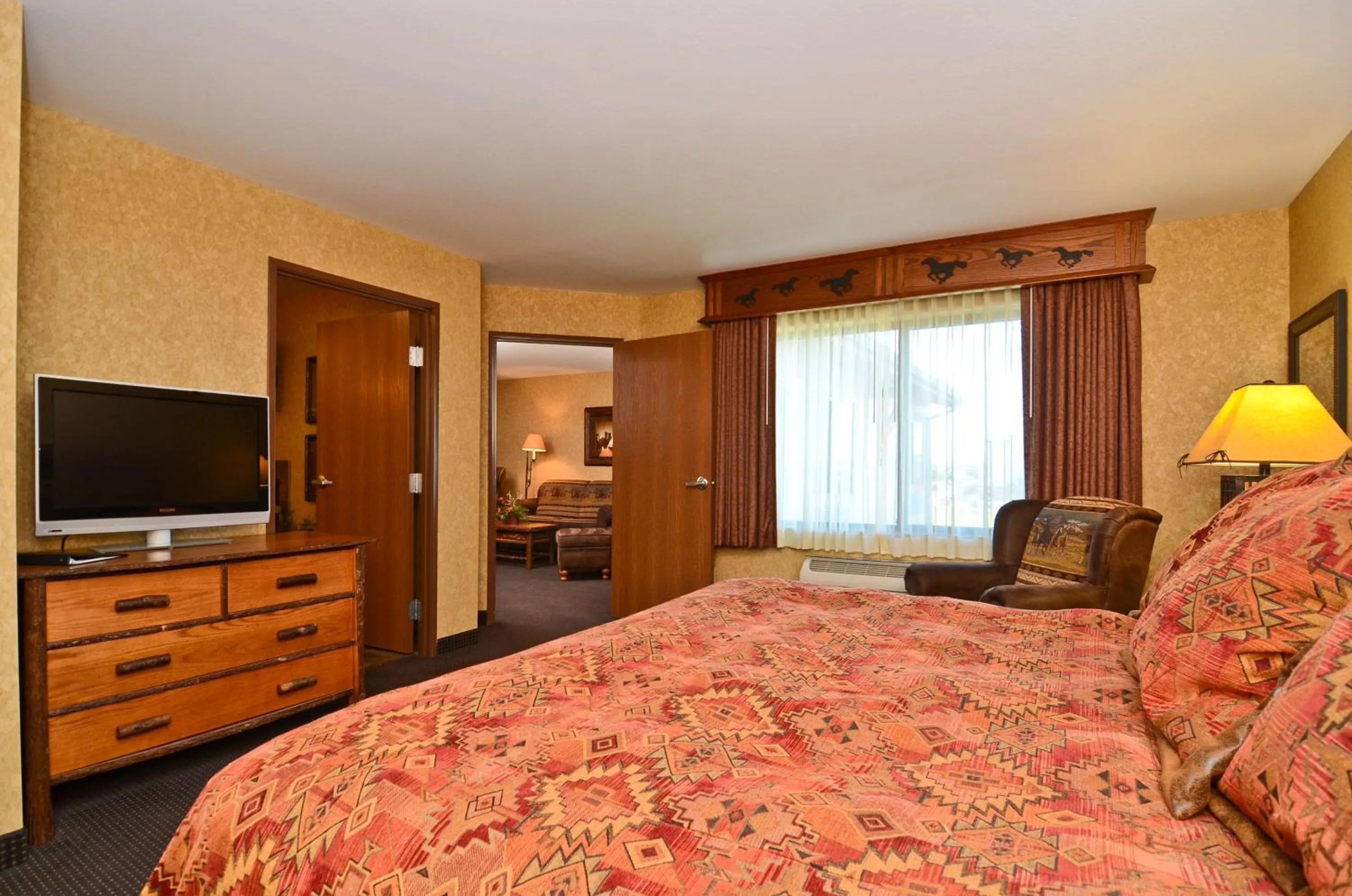 Photo of the whole room, Bed in Best Western Plus Kelly Inn and Suites