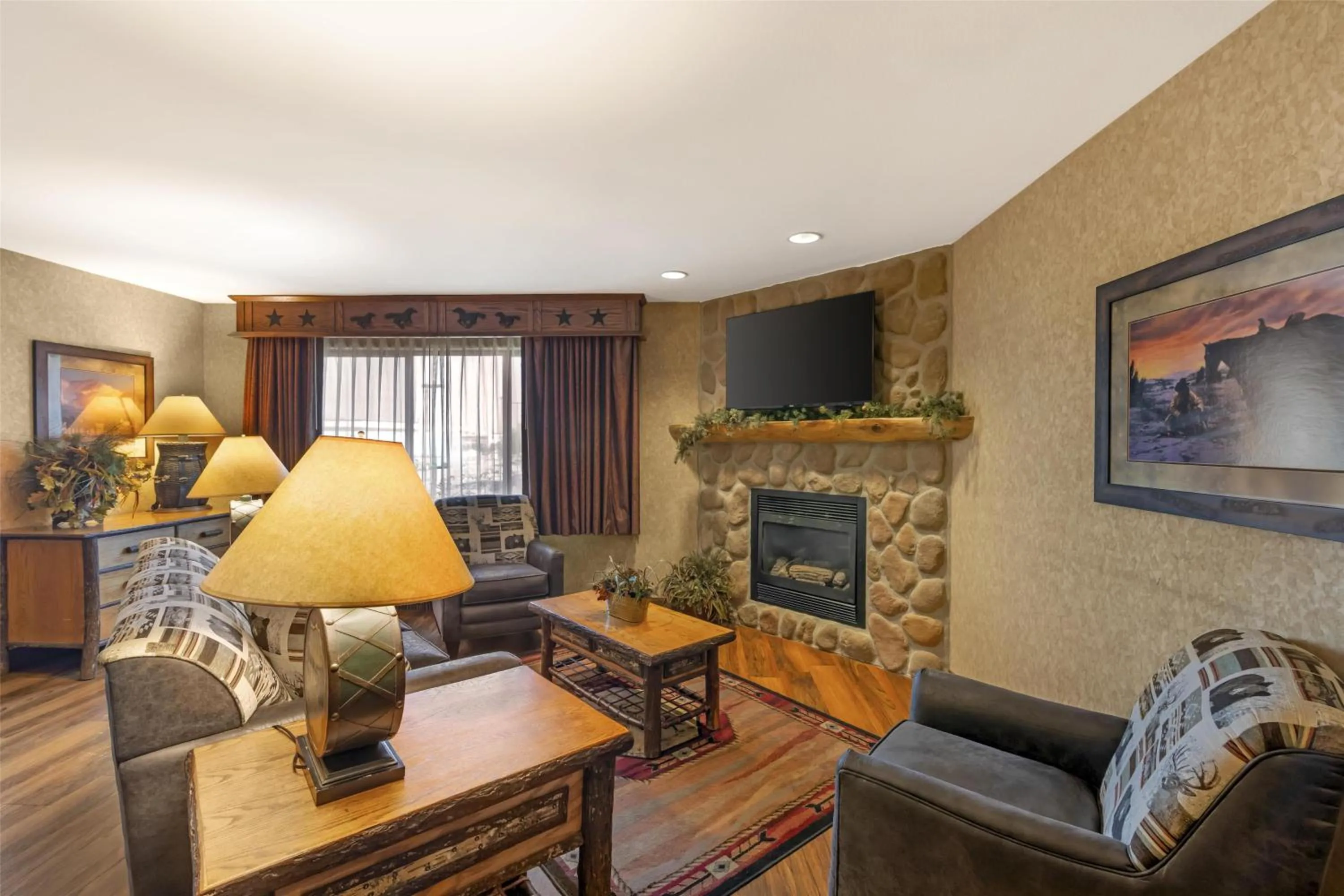 Bedroom in Best Western Plus Kelly Inn and Suites