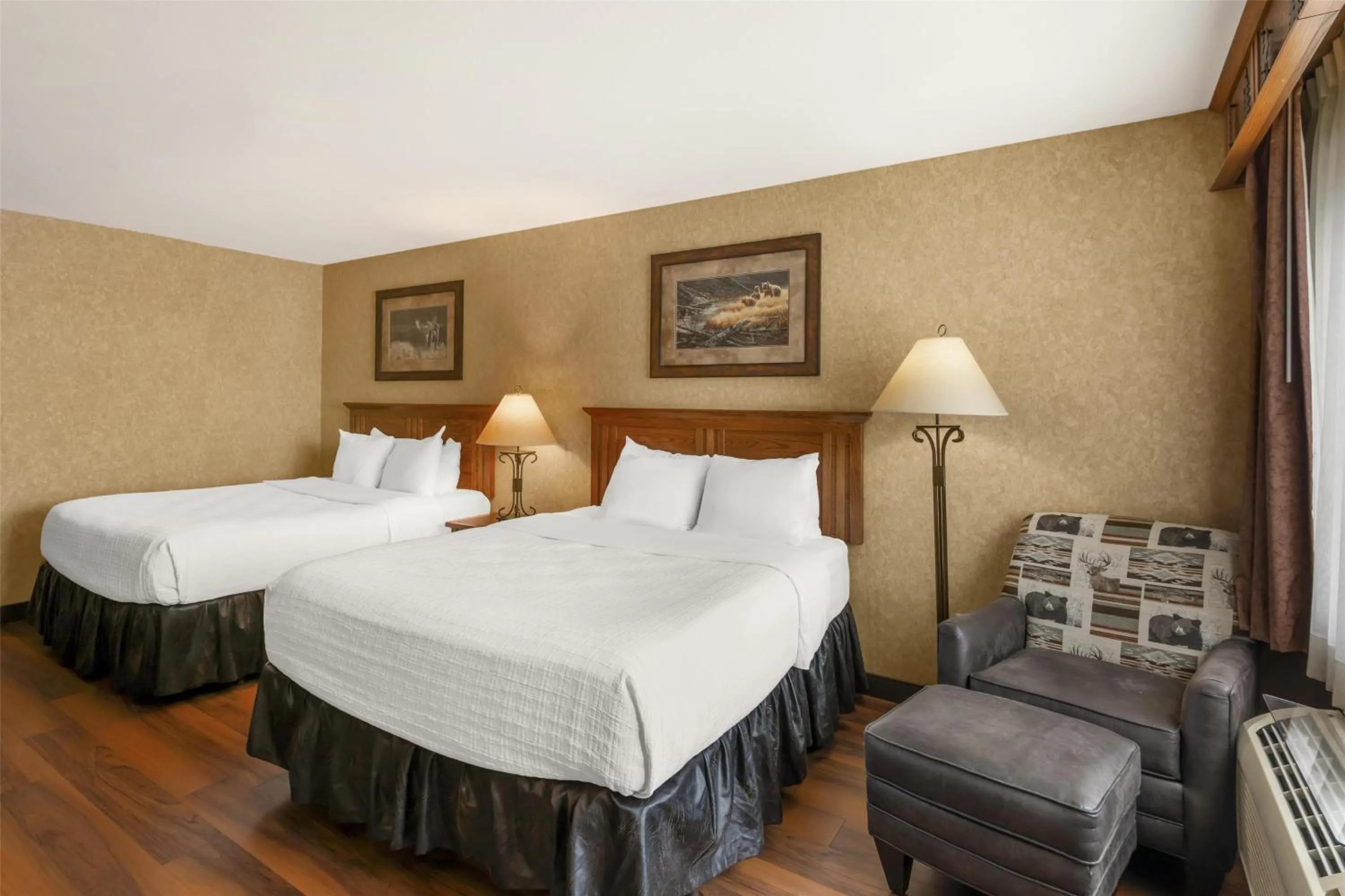 Bedroom, Bed in Best Western Plus Kelly Inn and Suites