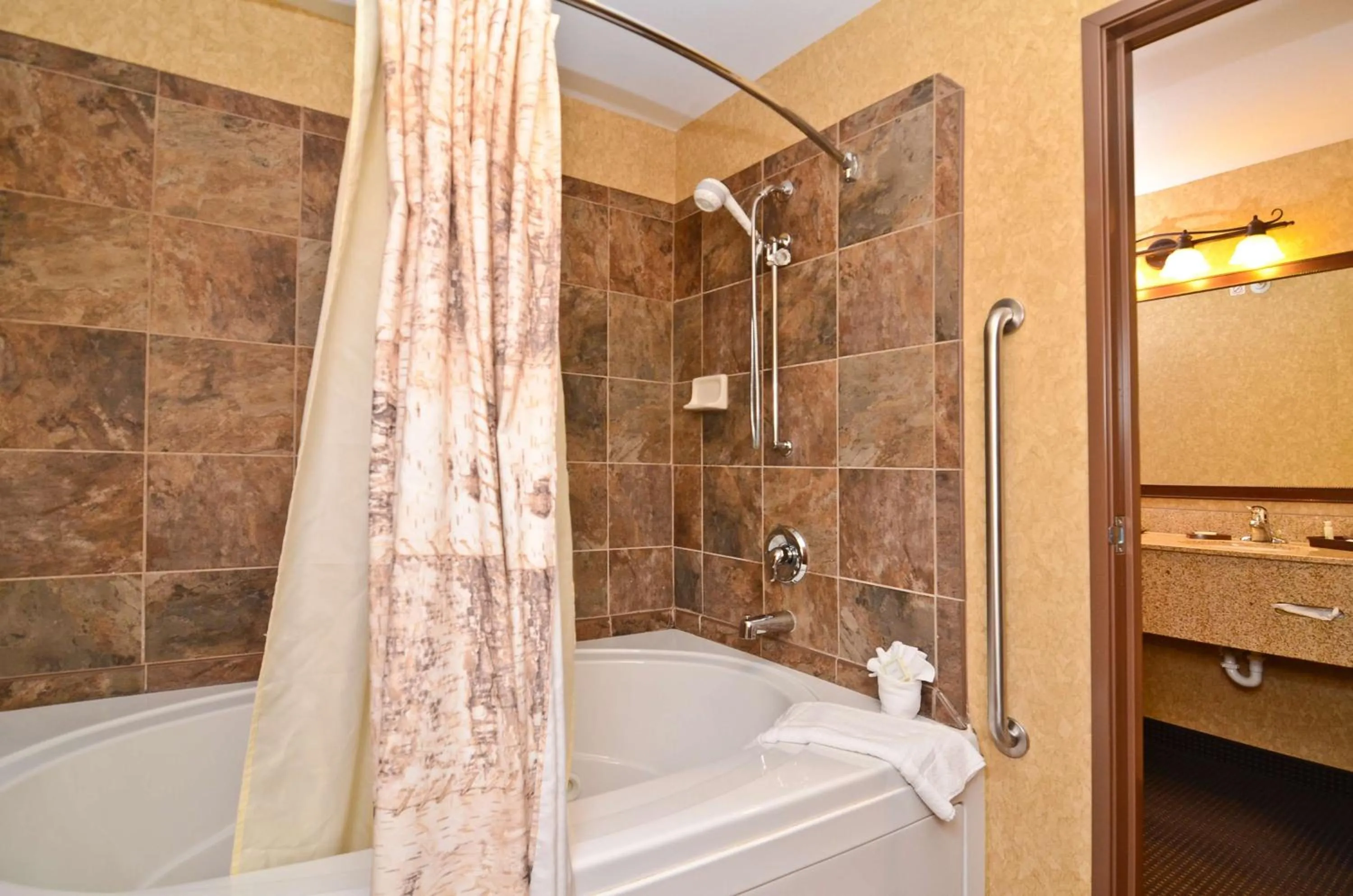 Bathroom in Best Western Plus Kelly Inn and Suites