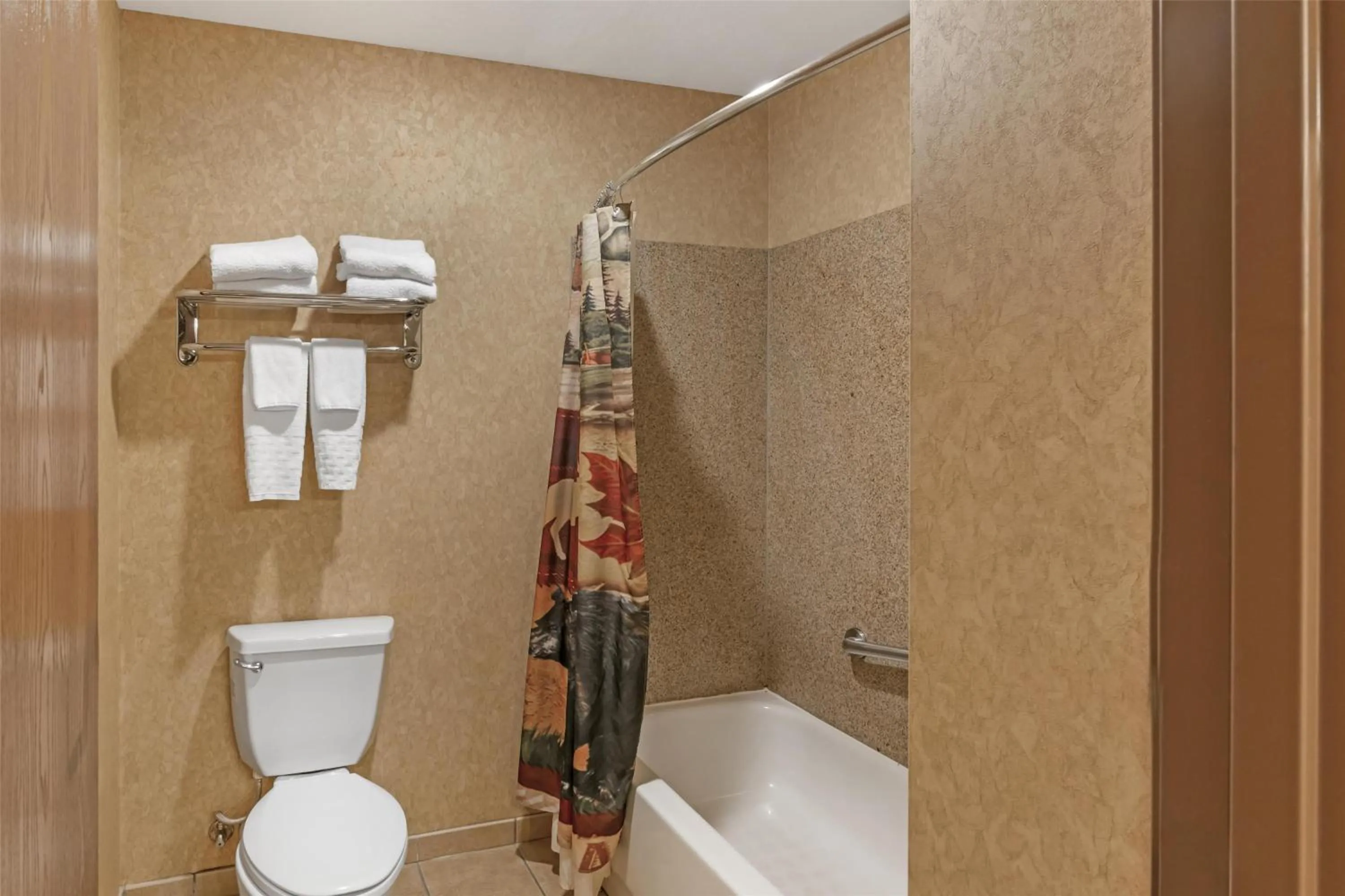 Bathroom in Best Western Plus Kelly Inn and Suites