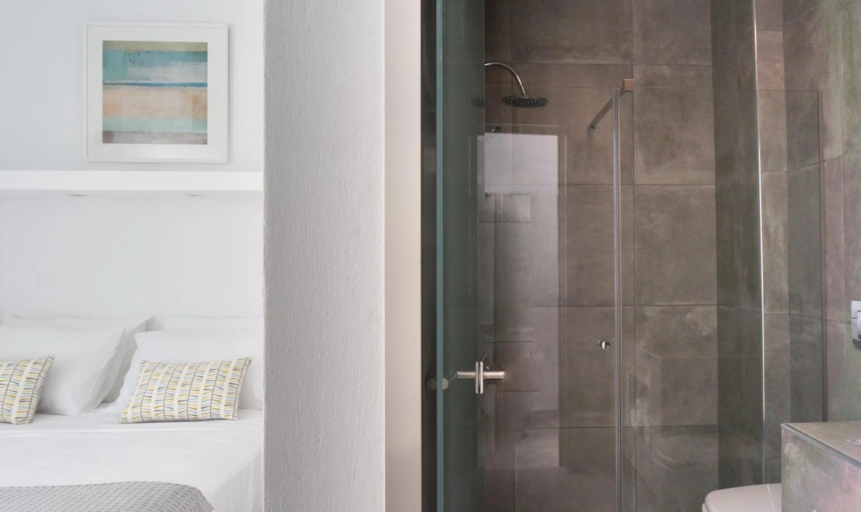 Bathroom in Pelican Paros