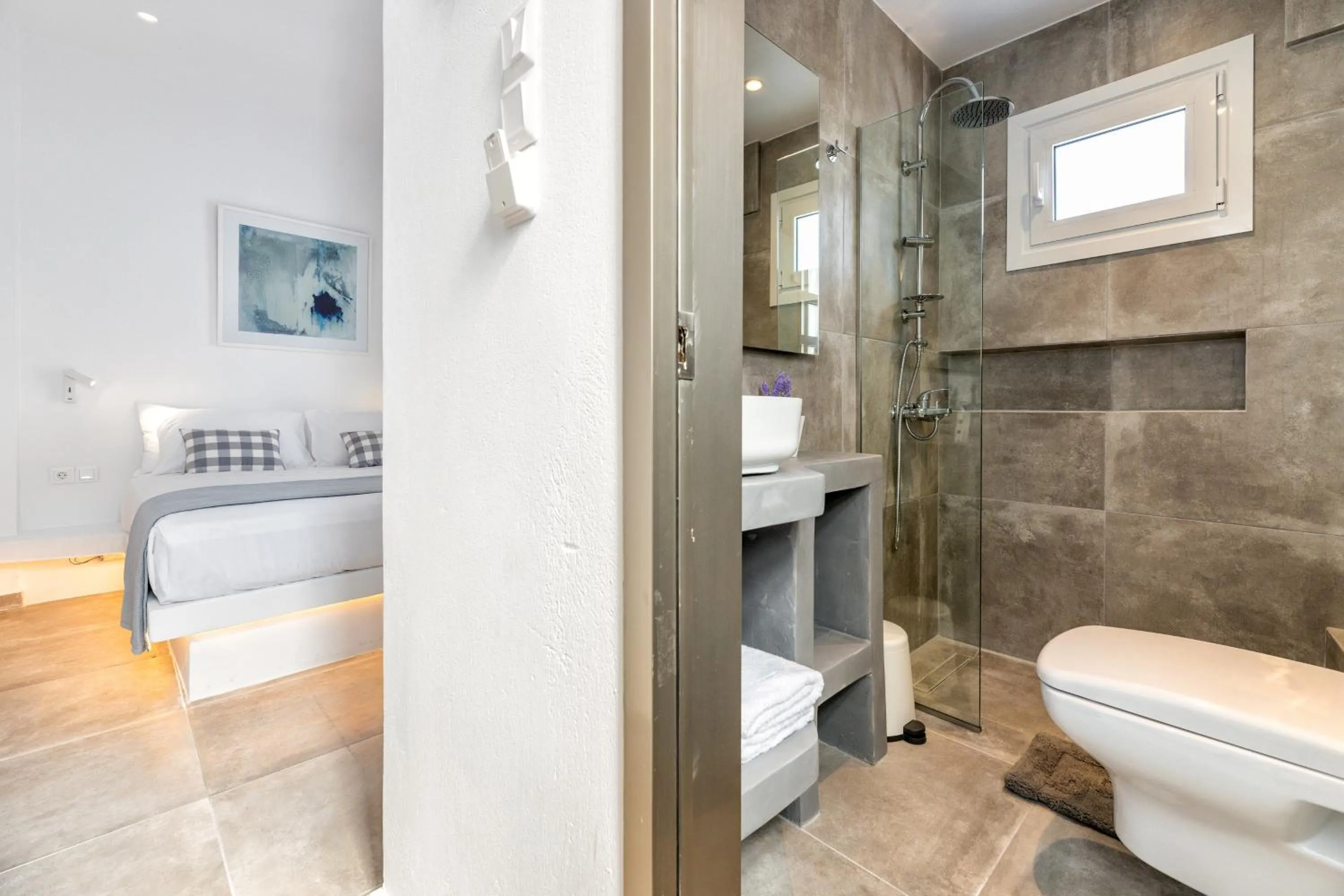 Bathroom, Bed in Pelican Paros