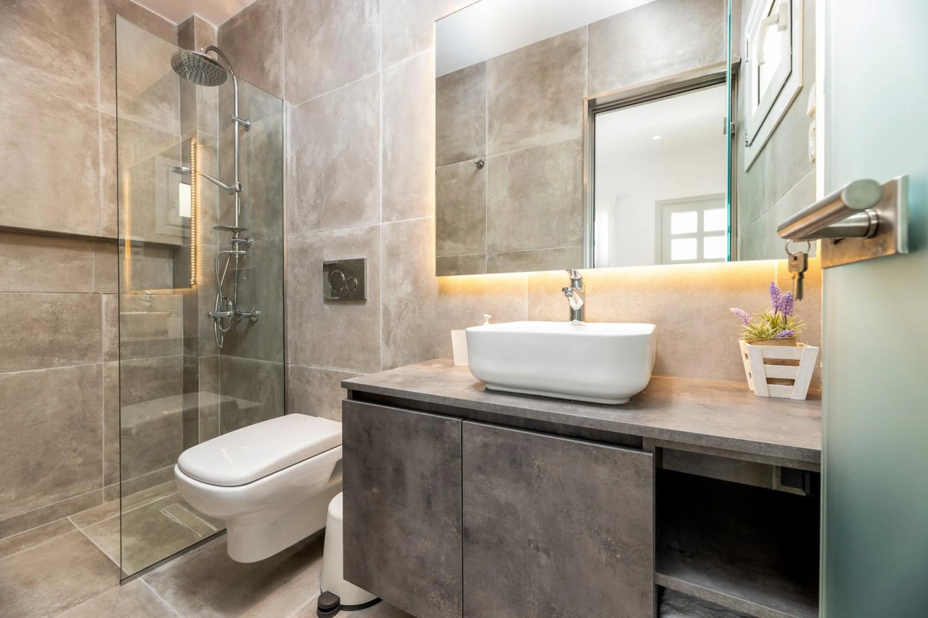 Bathroom in Pelican Paros