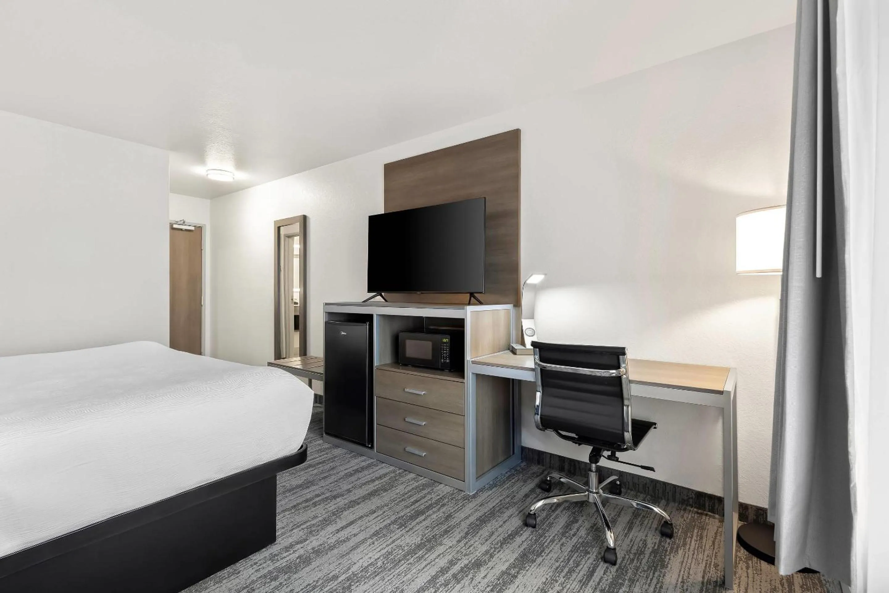 Bedroom, Bed in Quality Inn Kodiak