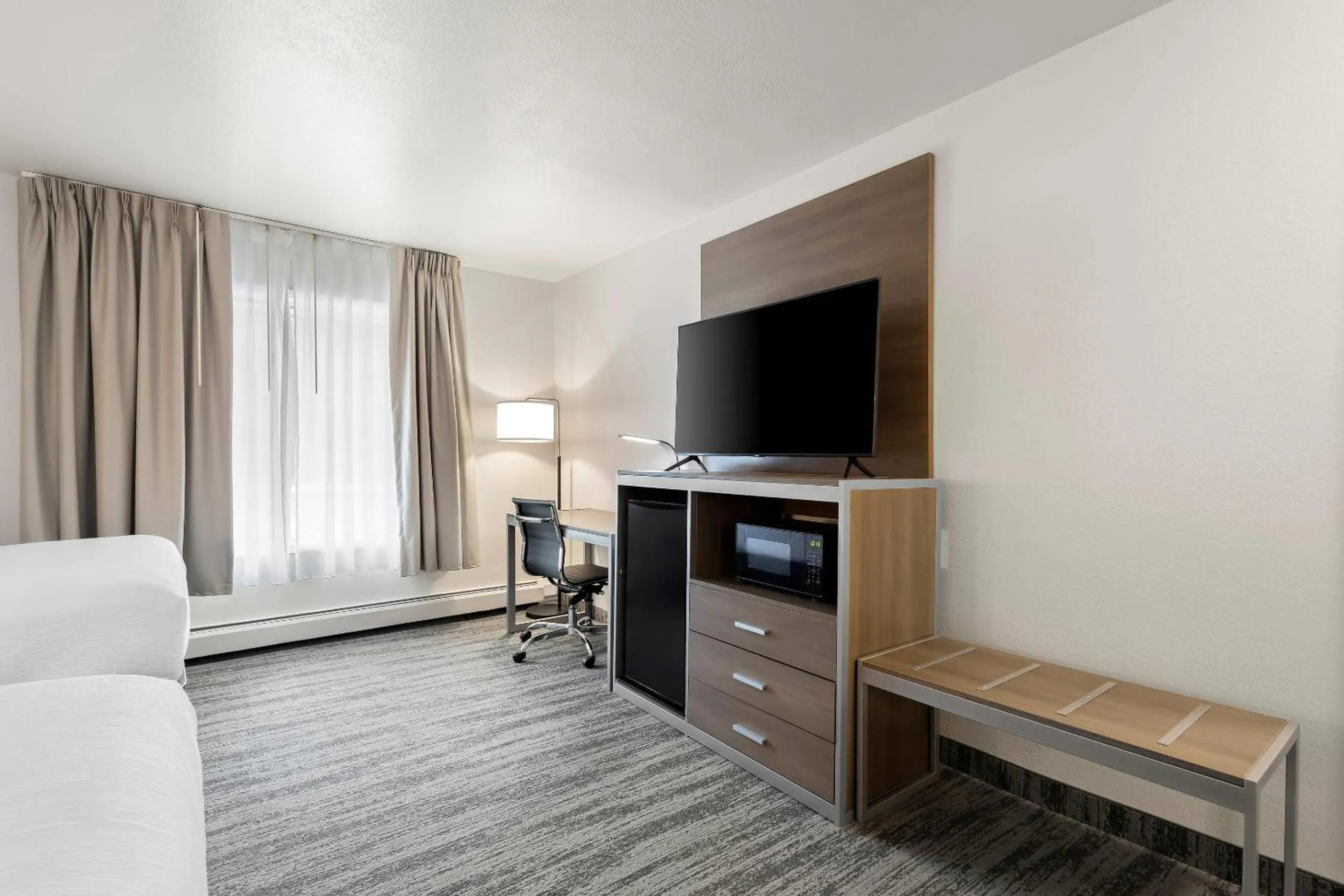 Bedroom, Bed in Quality Inn Kodiak