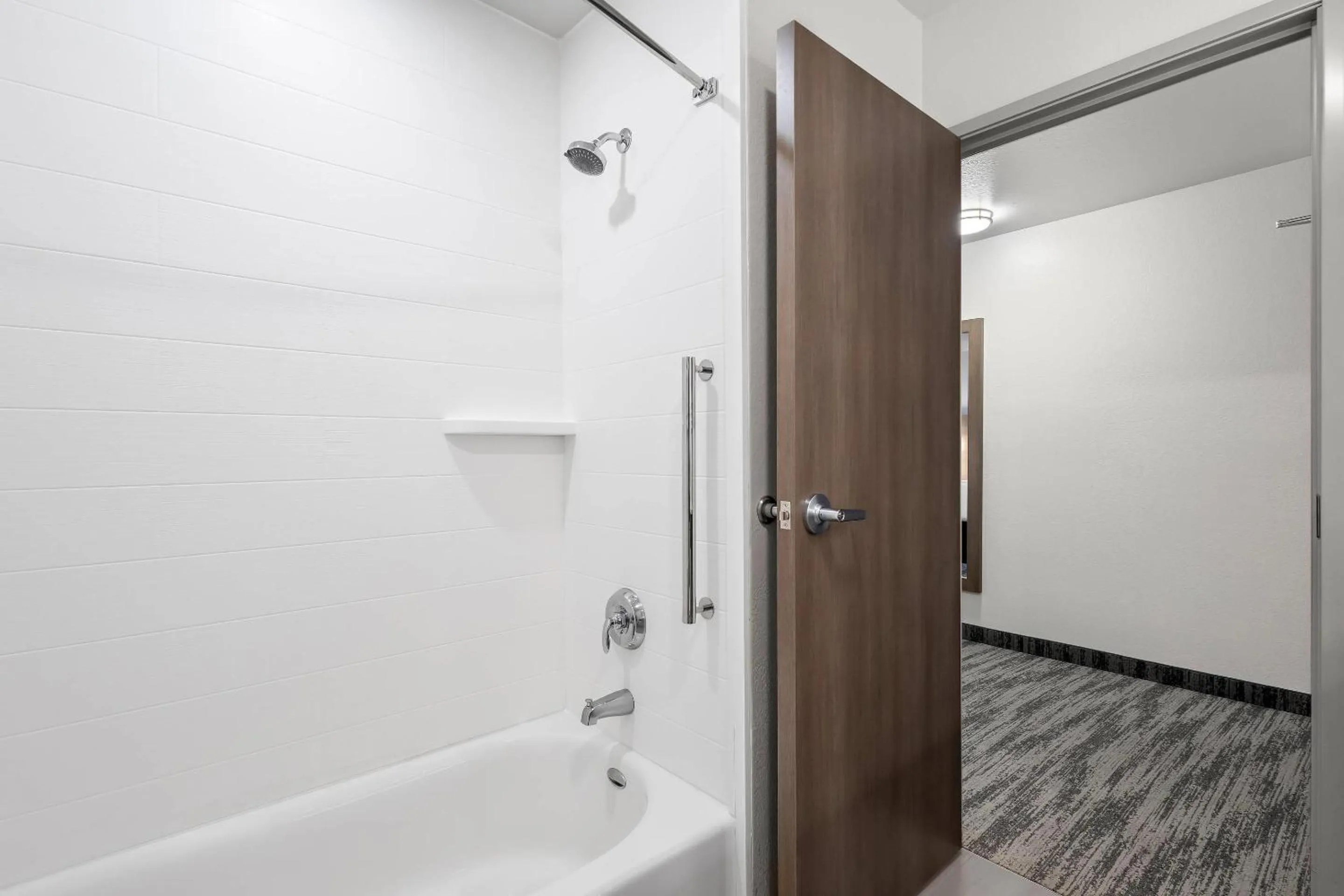 Bedroom in Quality Inn Kodiak