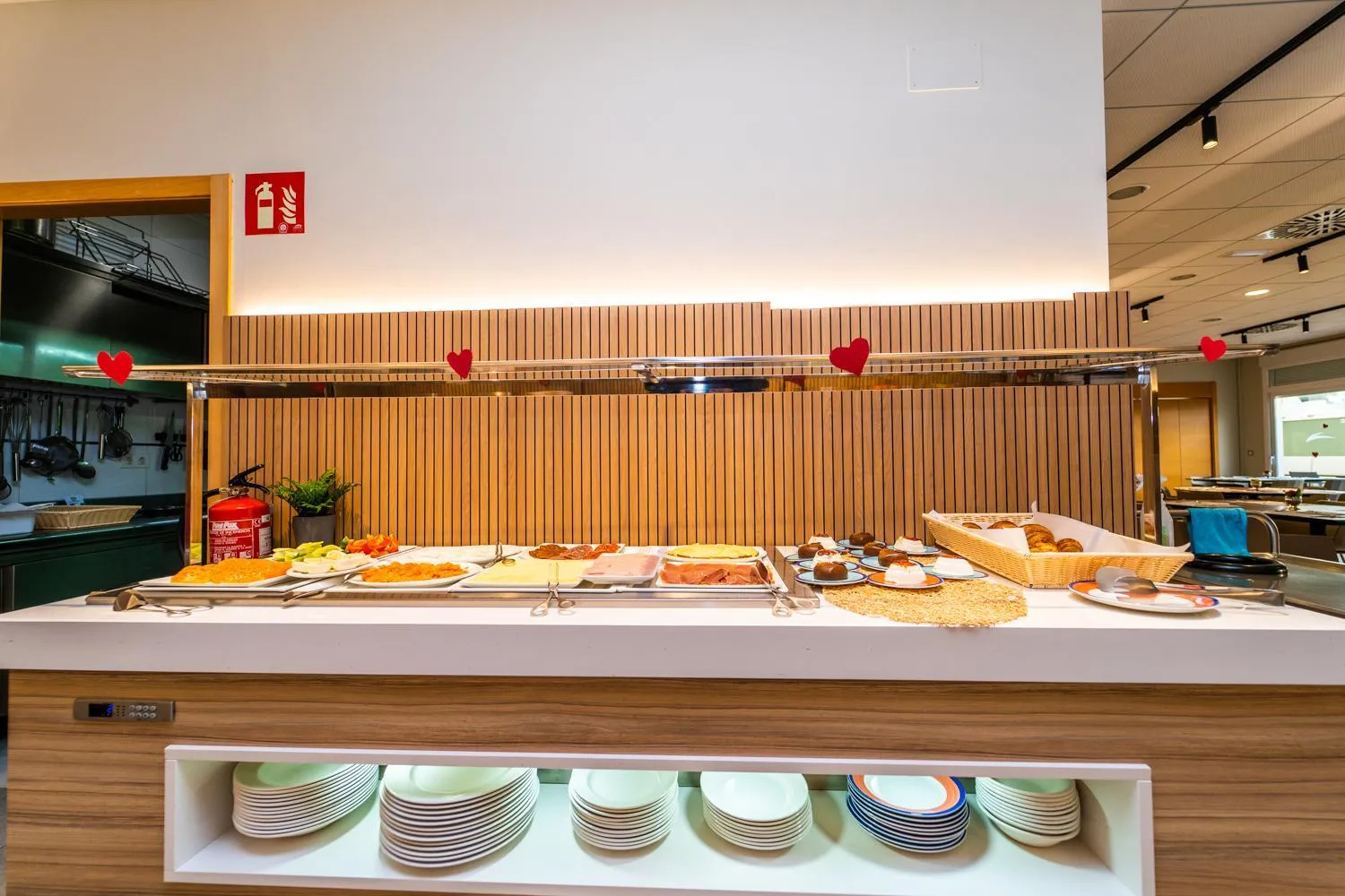 Restaurant/places to eat in Vistamar Hotel Luxury Wellness By DLV -Adults Only-