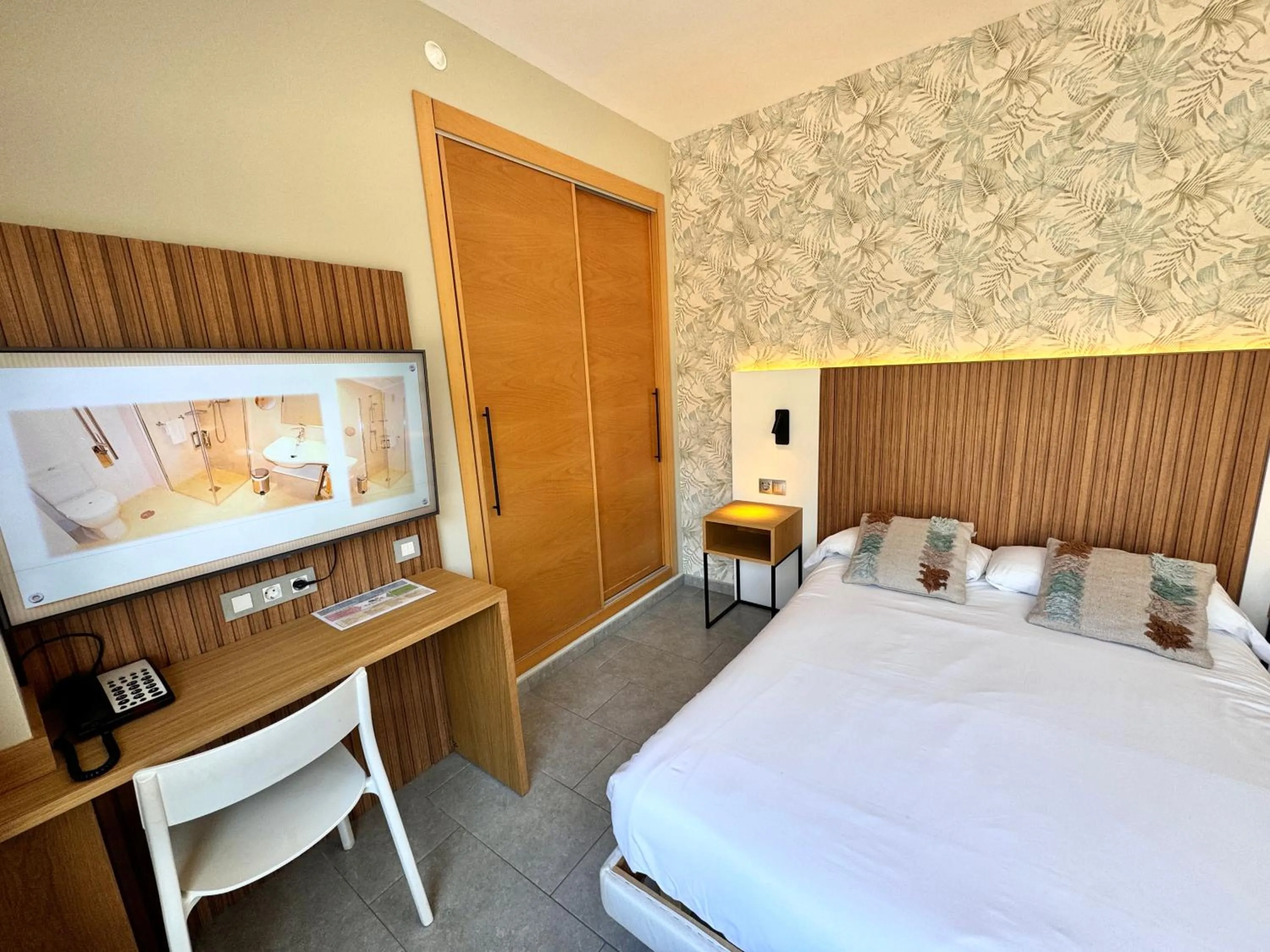 Bed in Vistamar Hotel Luxury Wellness By DLV -Adults Only-