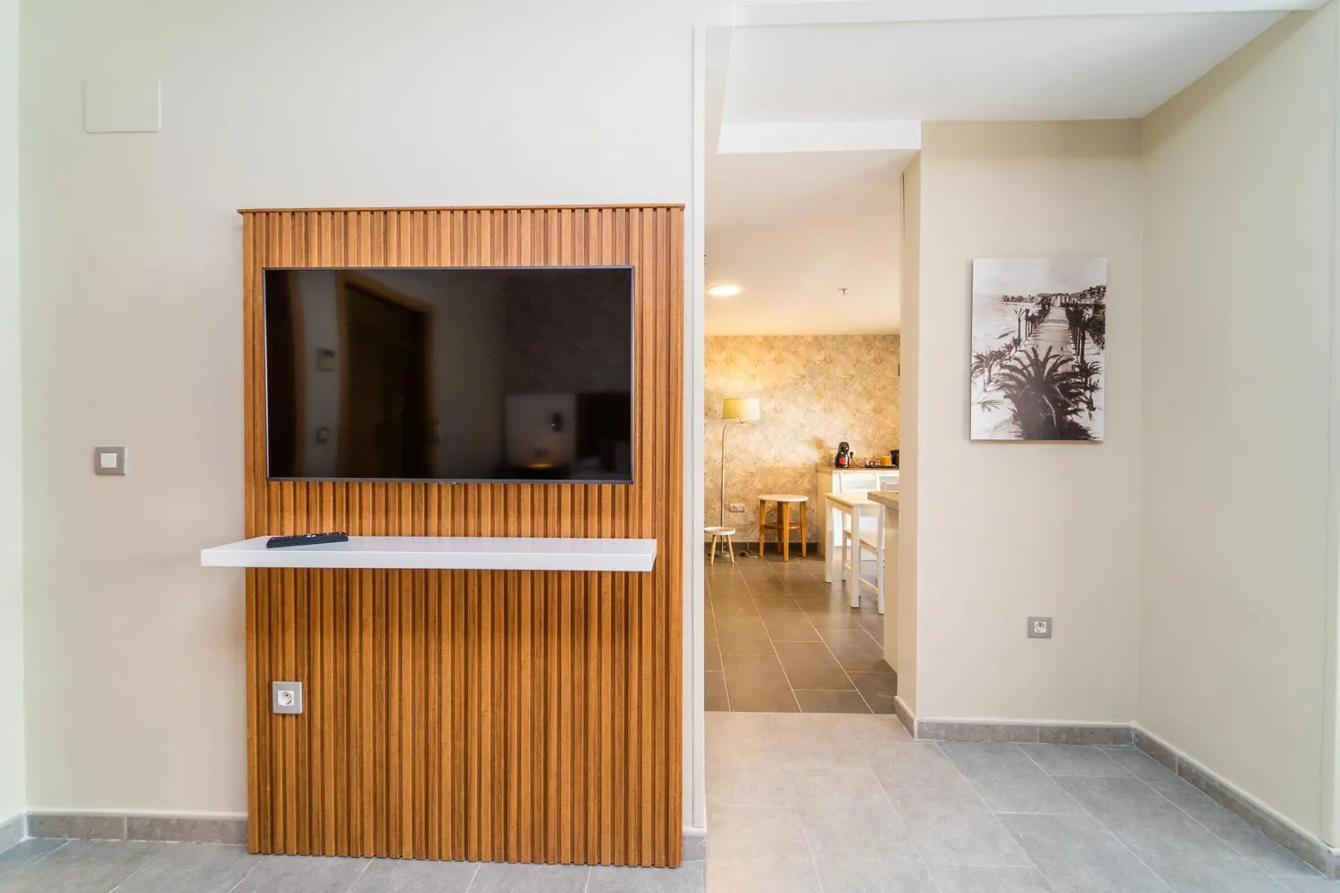 TV and multimedia in Vistamar Hotel Luxury Wellness By DLV -Adults Only-