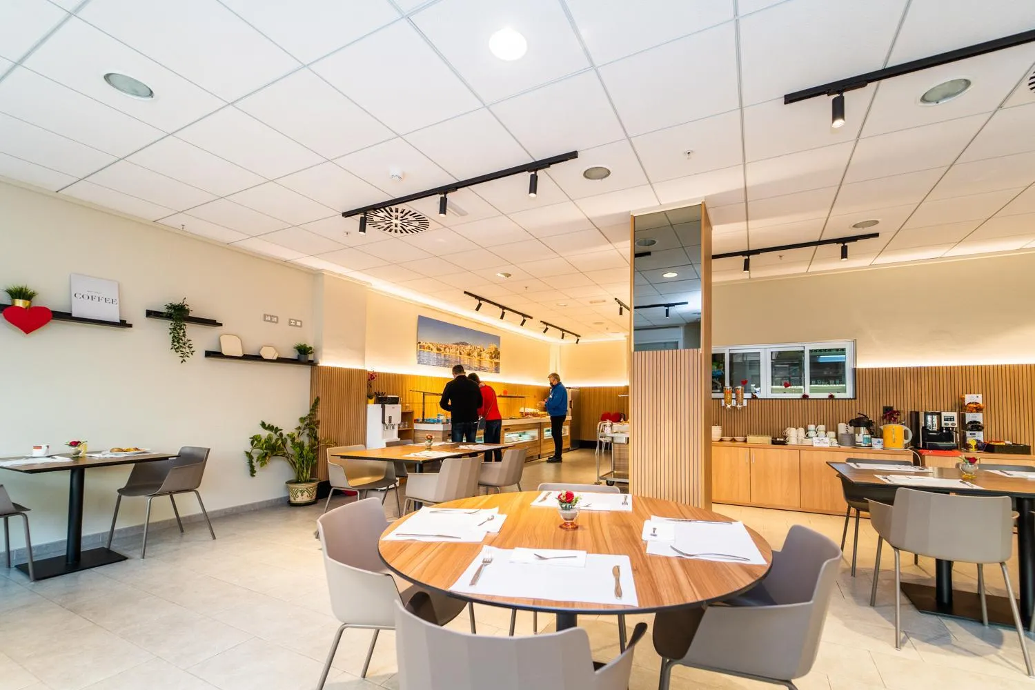 Restaurant/places to eat in Vistamar Hotel Luxury Wellness By DLV -Adults Only-