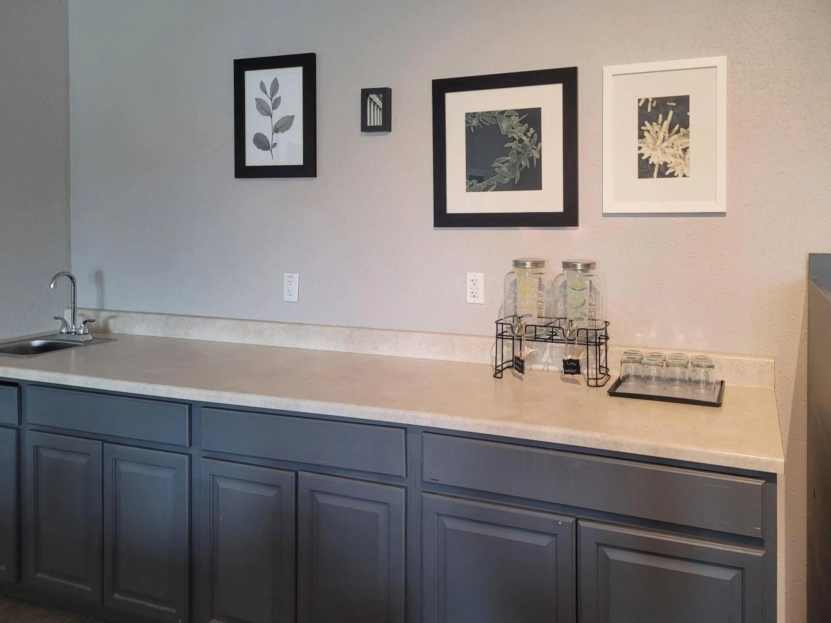 Meeting/conference room in Country Inn & Suites by Radisson, Appleton Airport - Fox River Mall Area