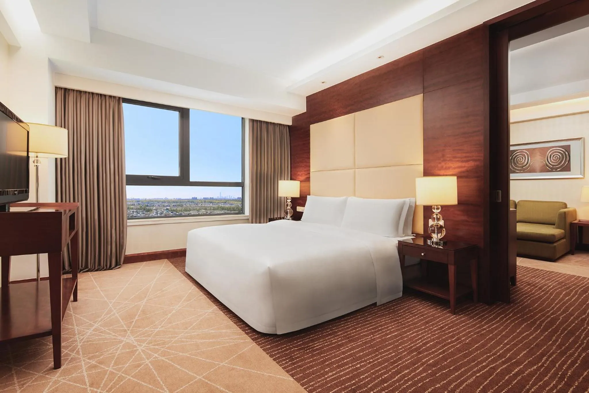 Bed in Crowne Plaza Beijing International Airport by IHG