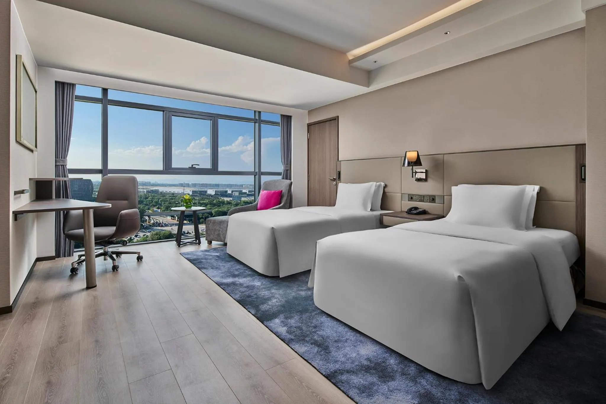 Bed in Crowne Plaza Beijing International Airport by IHG