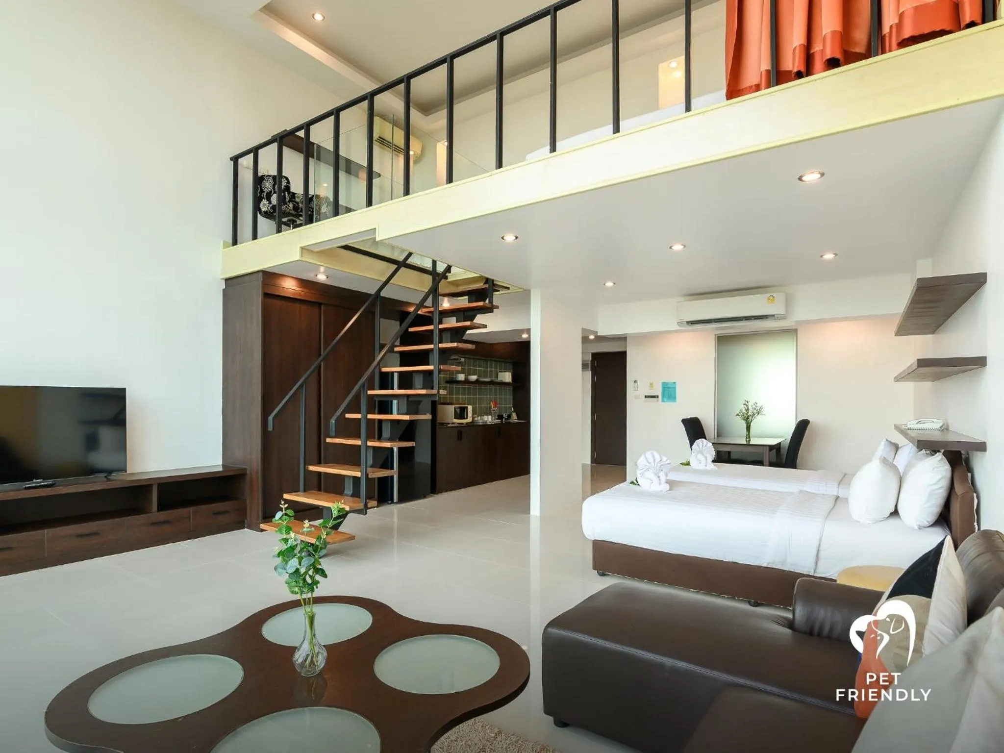 Bedroom, Bed in Hilltop Wellness Resort