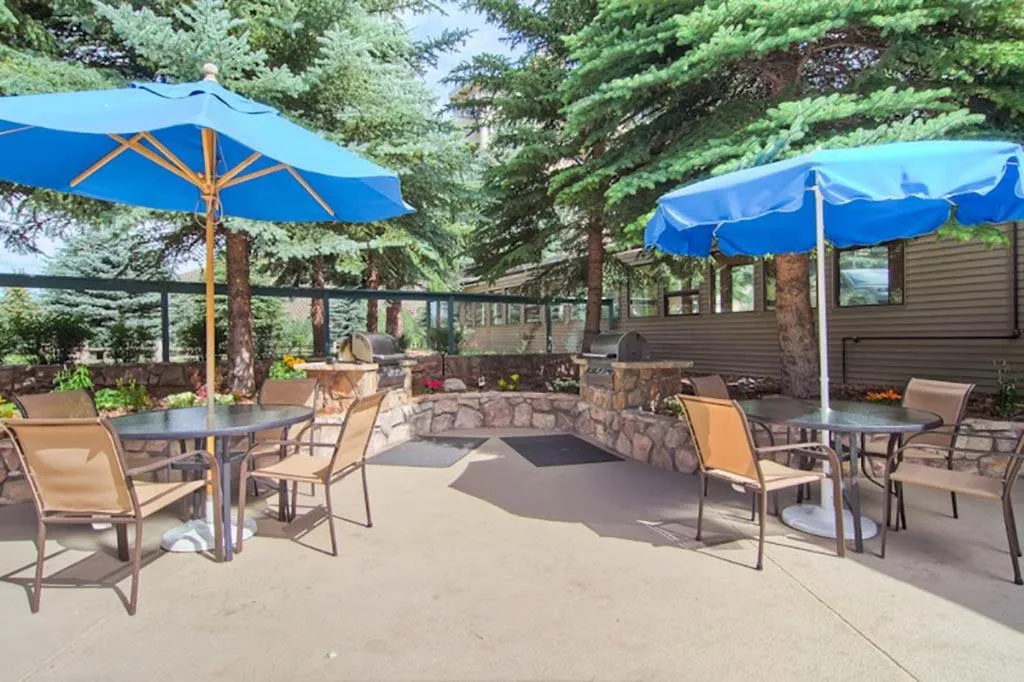 BBQ facilities in GetAways at Falcon Point Resort