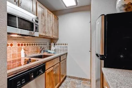 Kitchen or kitchenette in GetAways at Falcon Point Resort