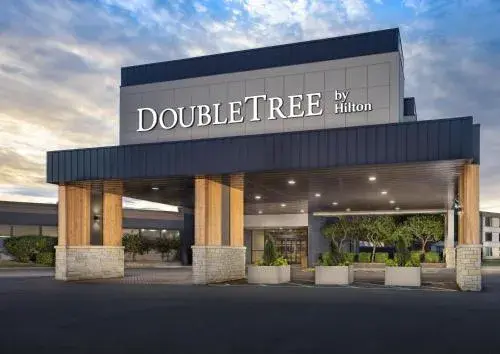 DoubleTree by Hilton Manhattan, KS DoubleTree by Hilton Manhattan, KS
