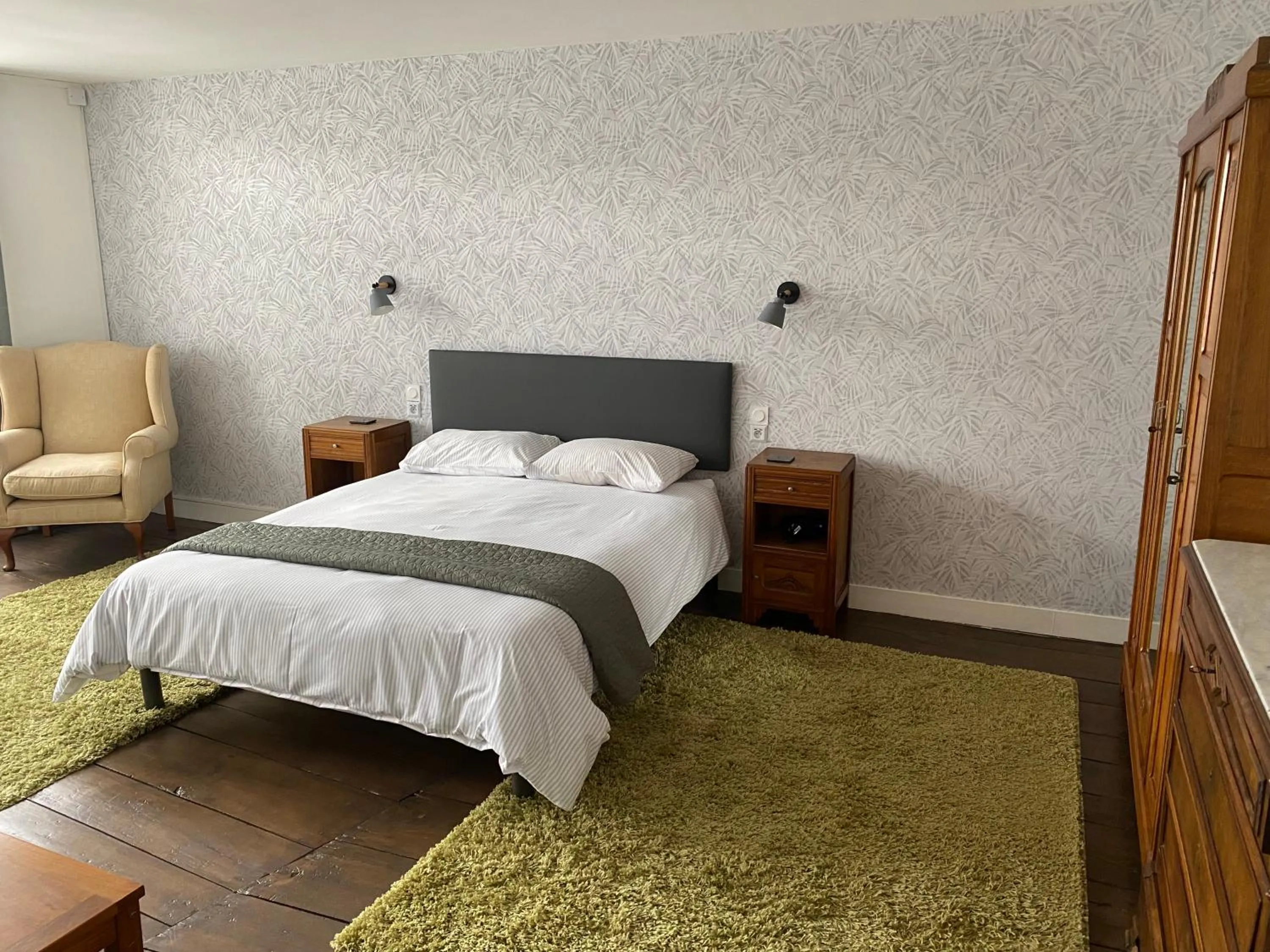 Family, Bed in Numéro 96 chambre d hôtes