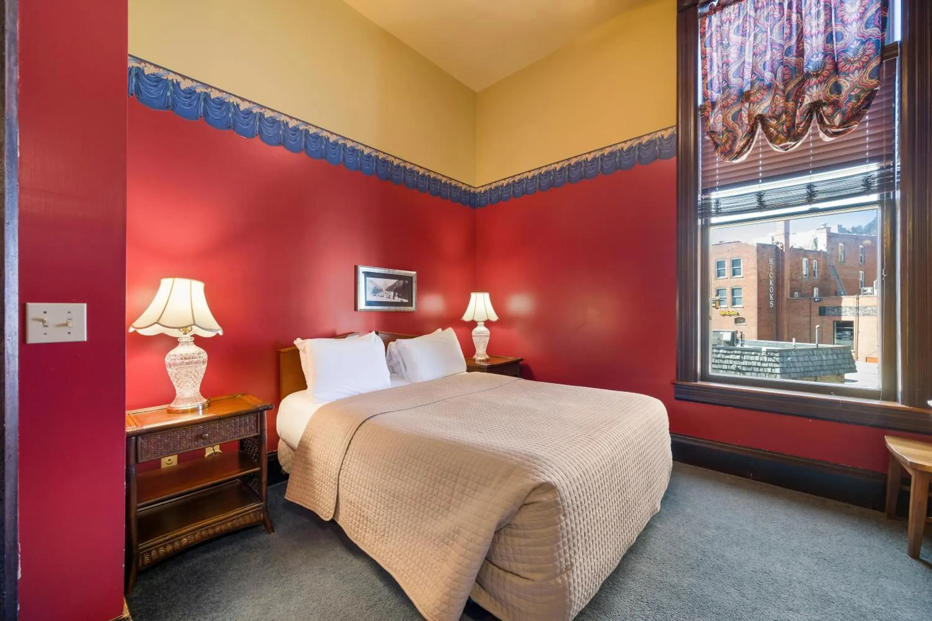 Queen Room - Non-Smoking in Historic Iron Horse Inn - Deadwood Queen Room - Non-Smoking in Historic Iron Horse Inn - Deadwood