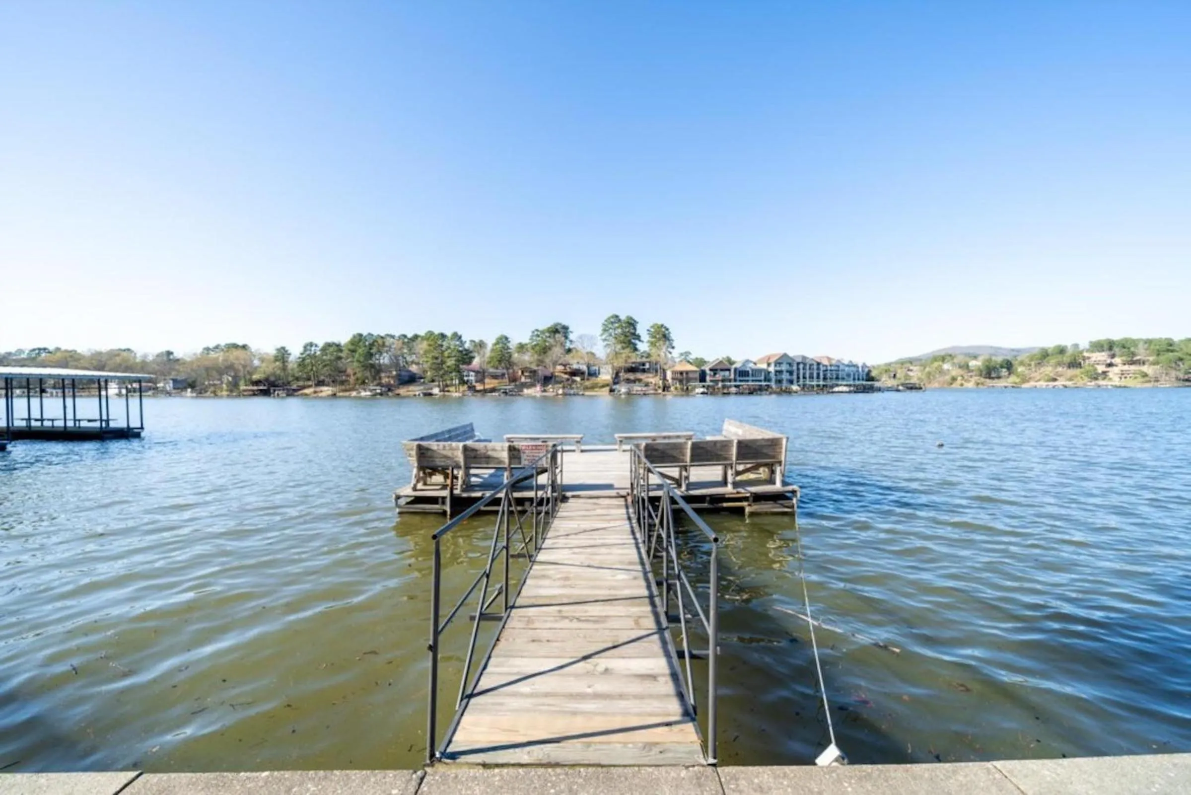 Natural landscape in The Hamilton - Lakefront & Studio Suites, Hot Springs